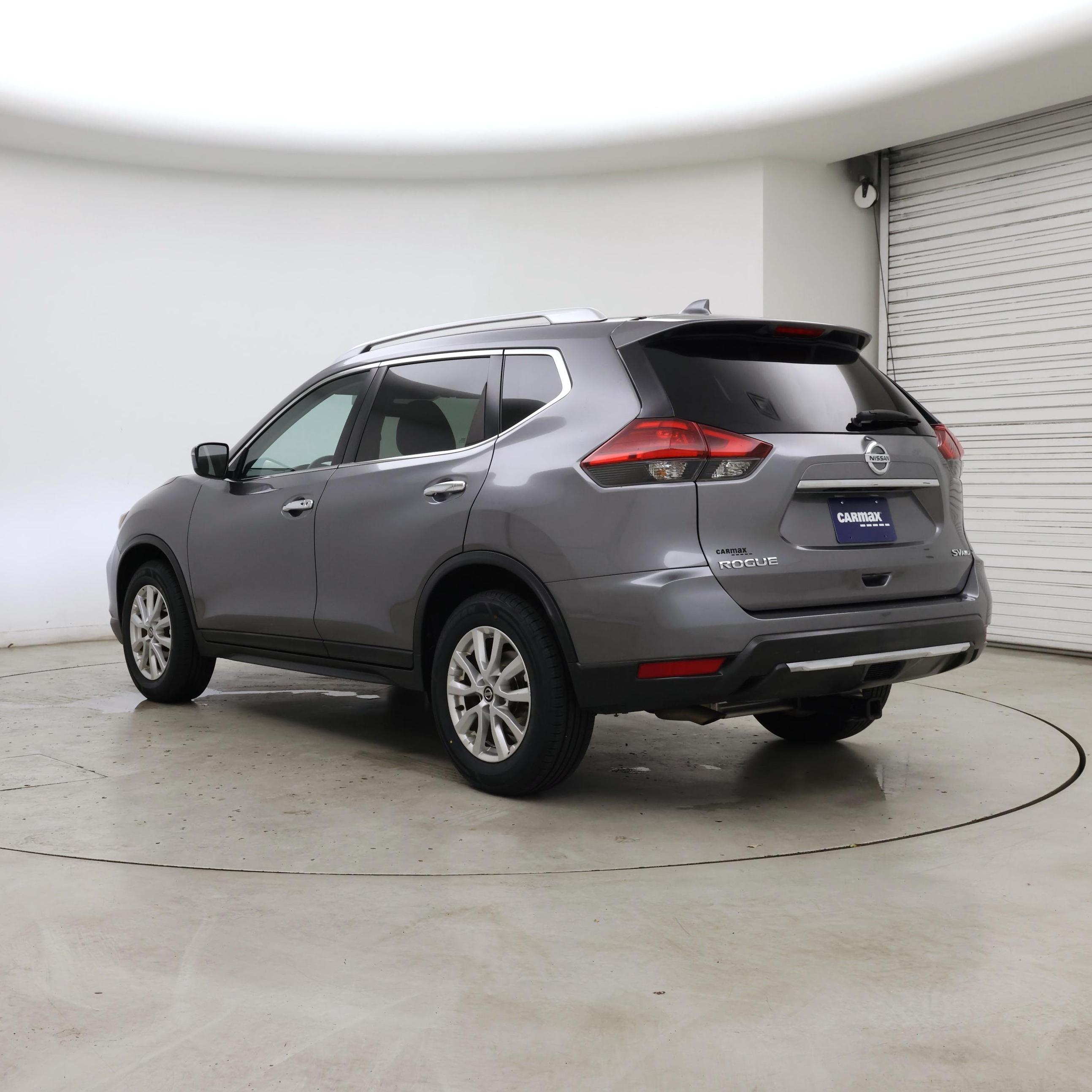 Thumbnail: 2017 Nissan Rogue - 2