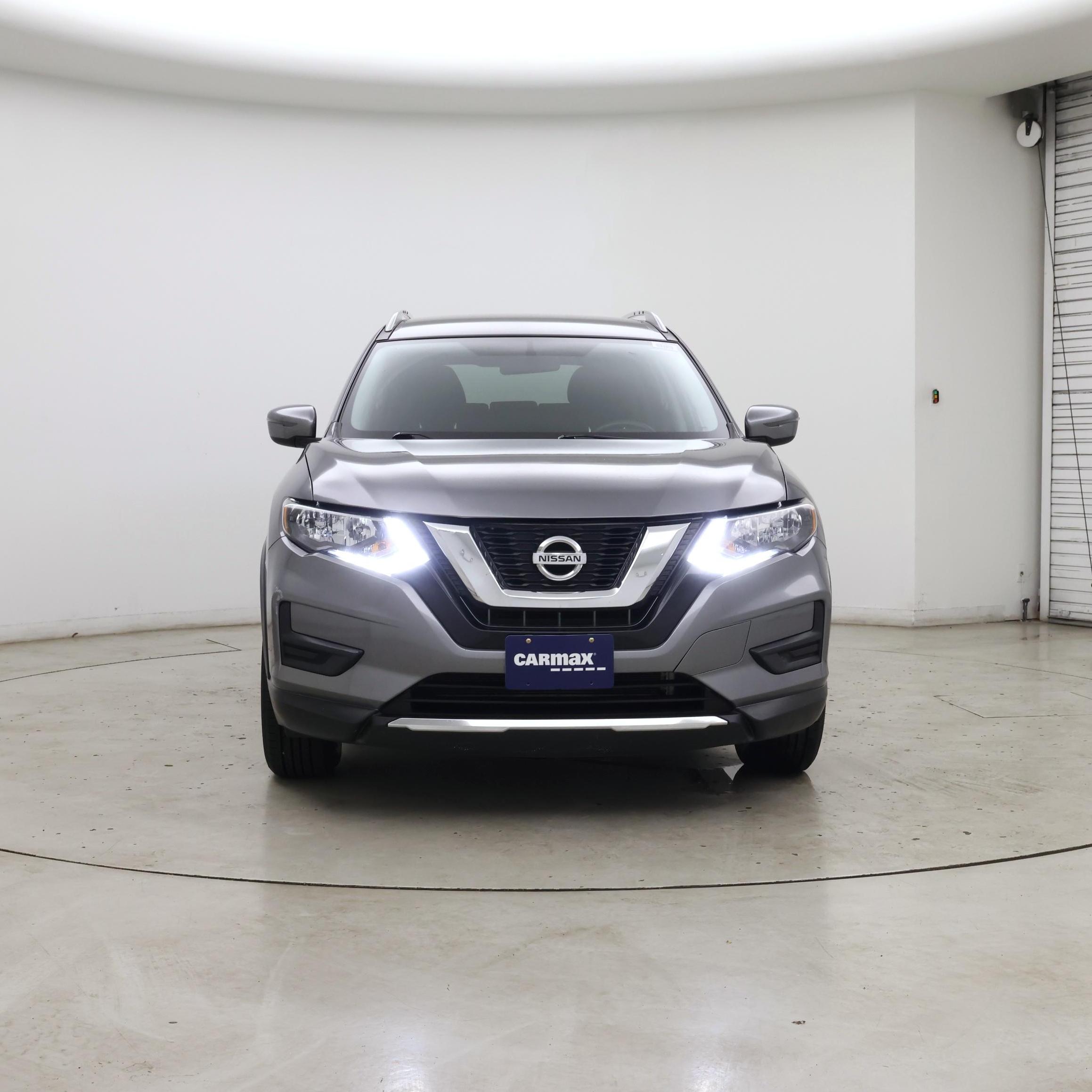 Thumbnail: 2017 Nissan Rogue - 5