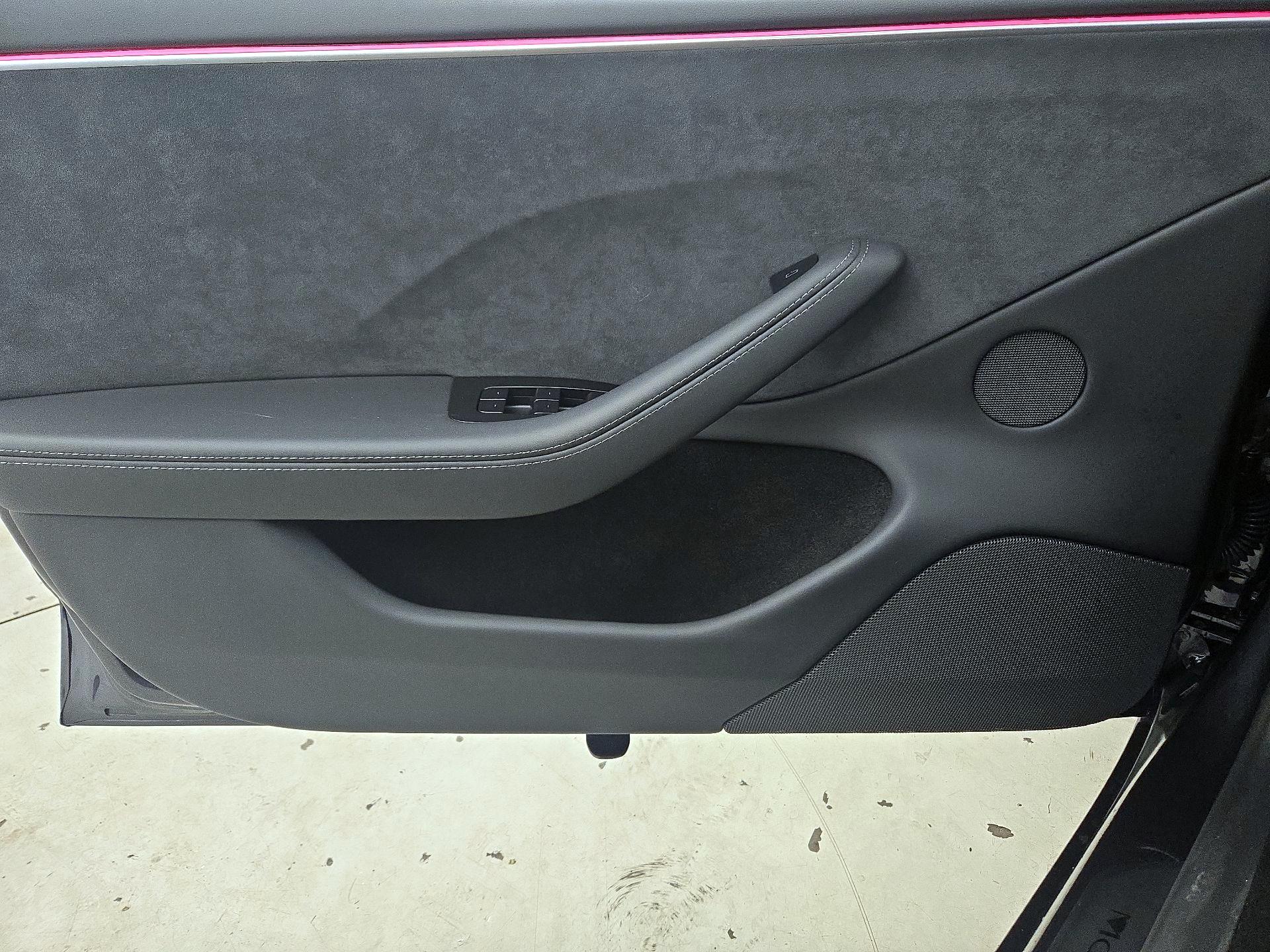 Thumbnail: 2024 Tesla Model 3 - 12