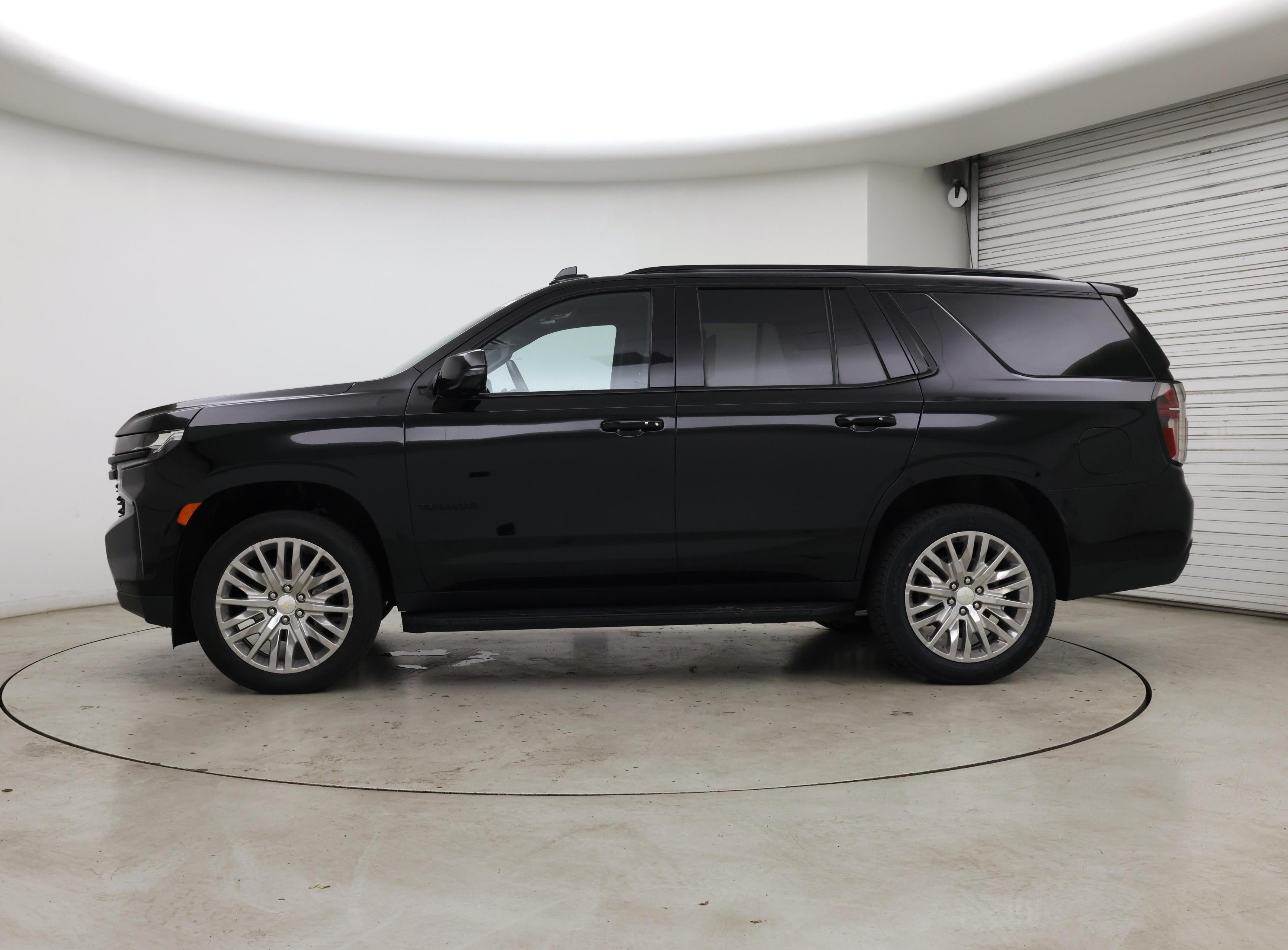 Thumbnail: 2024 Chevrolet Tahoe - 3