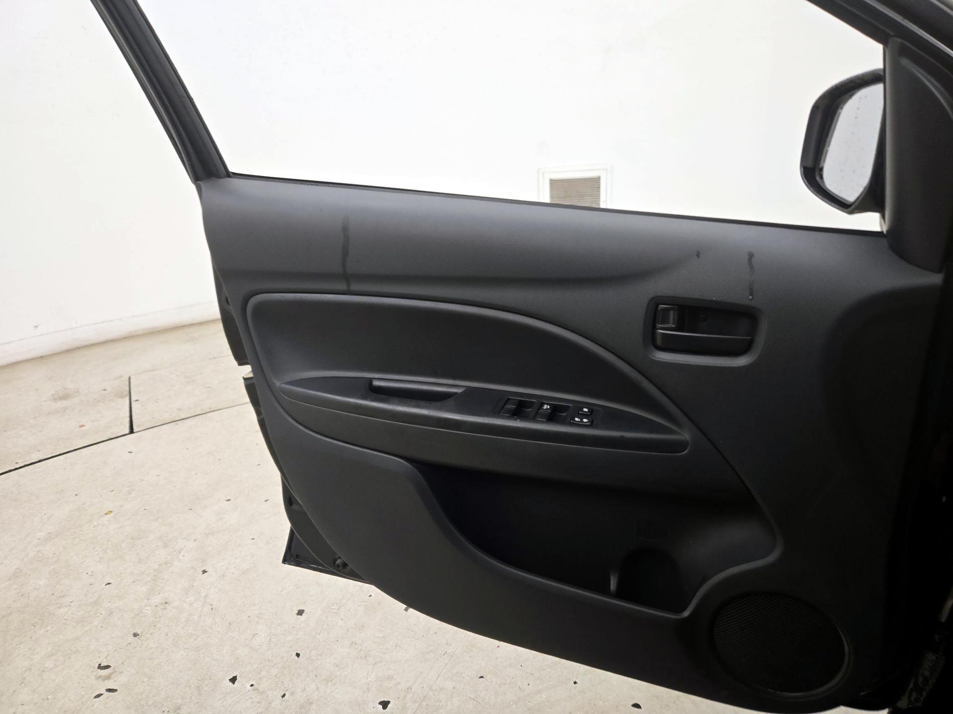 Thumbnail: 2017 Mitsubishi Mirage G4 - 12