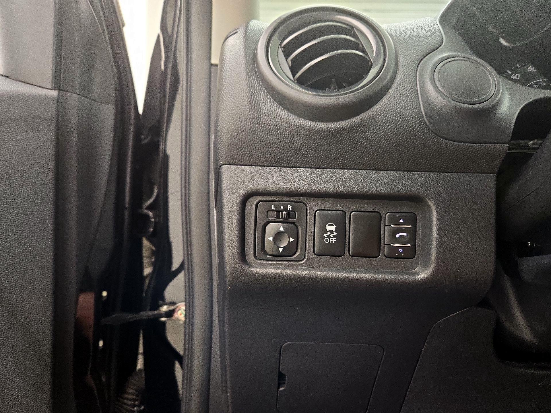 Thumbnail: 2017 Mitsubishi Mirage G4 - 13