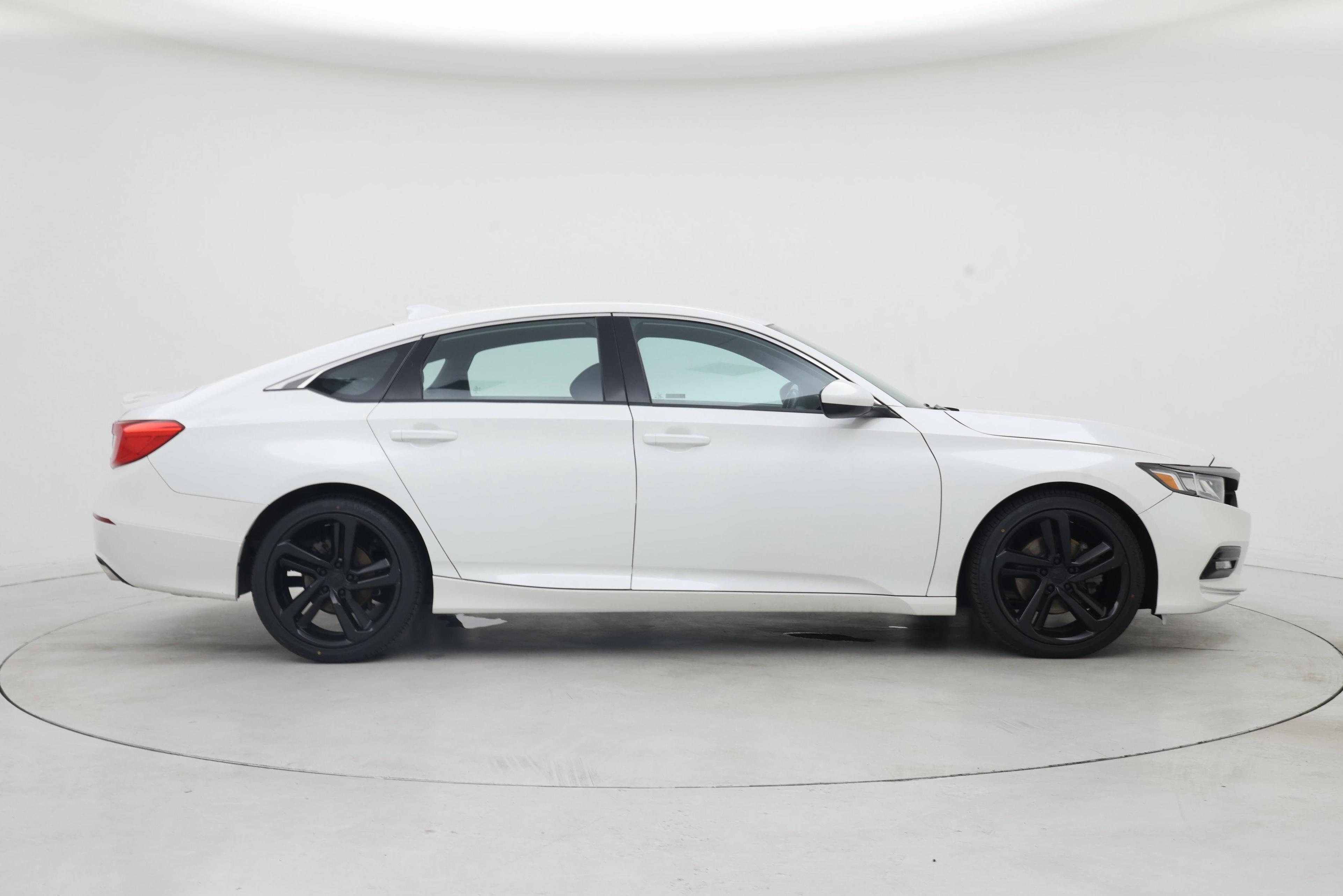 Thumbnail: 2019 Honda Accord - 7