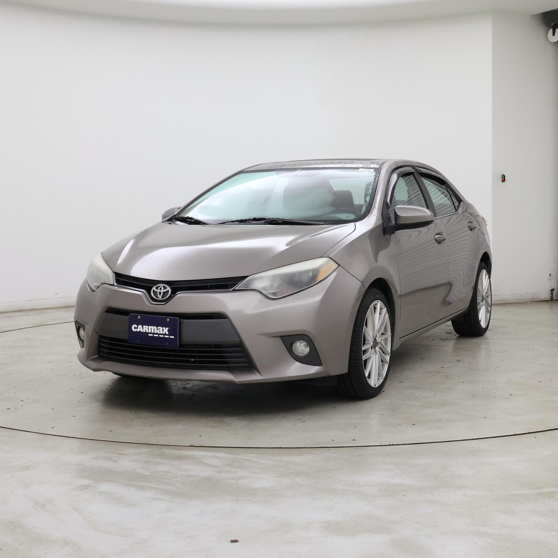 Thumbnail: 2015 Toyota Corolla - 4