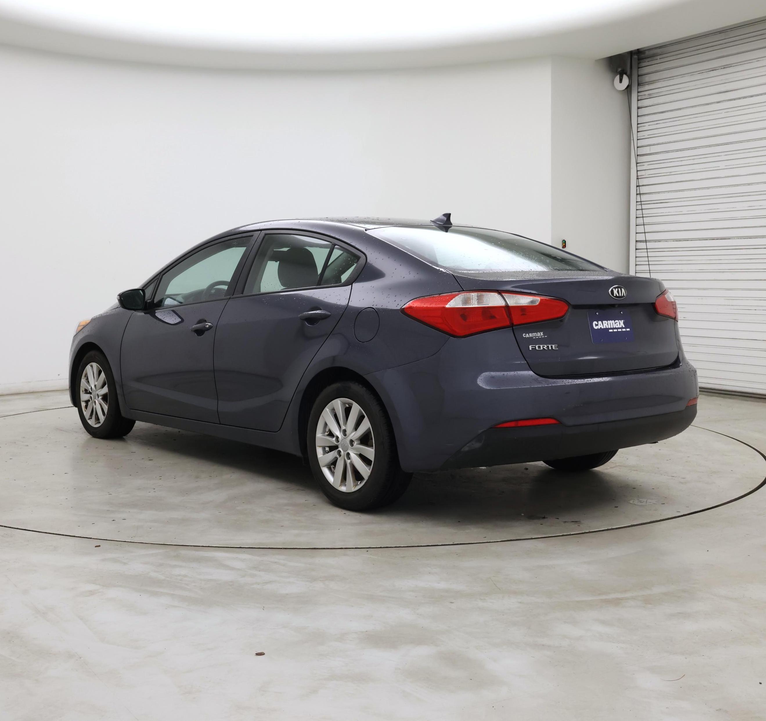 Thumbnail: 2016 Kia Forte - 2