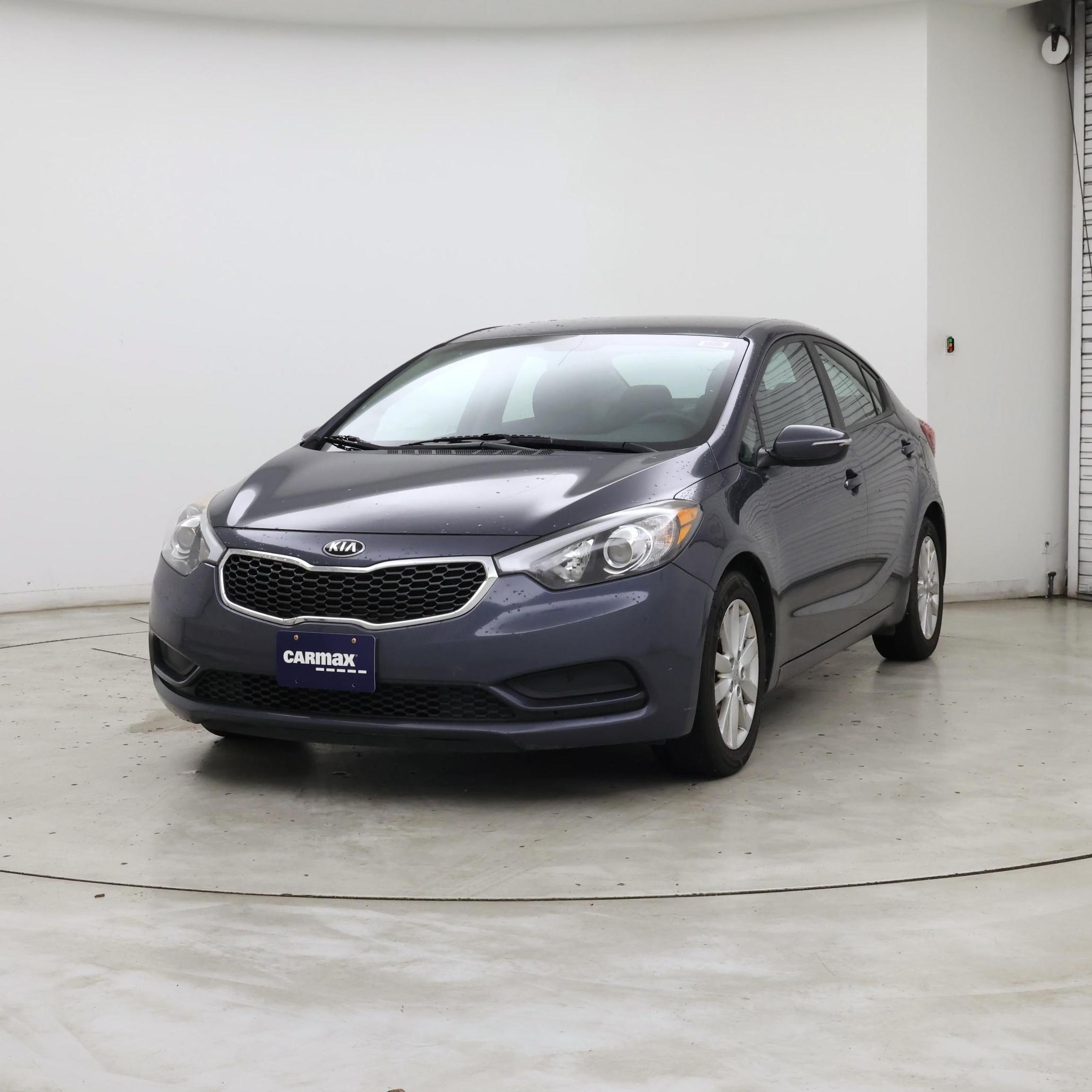 Thumbnail: 2016 Kia Forte - 4