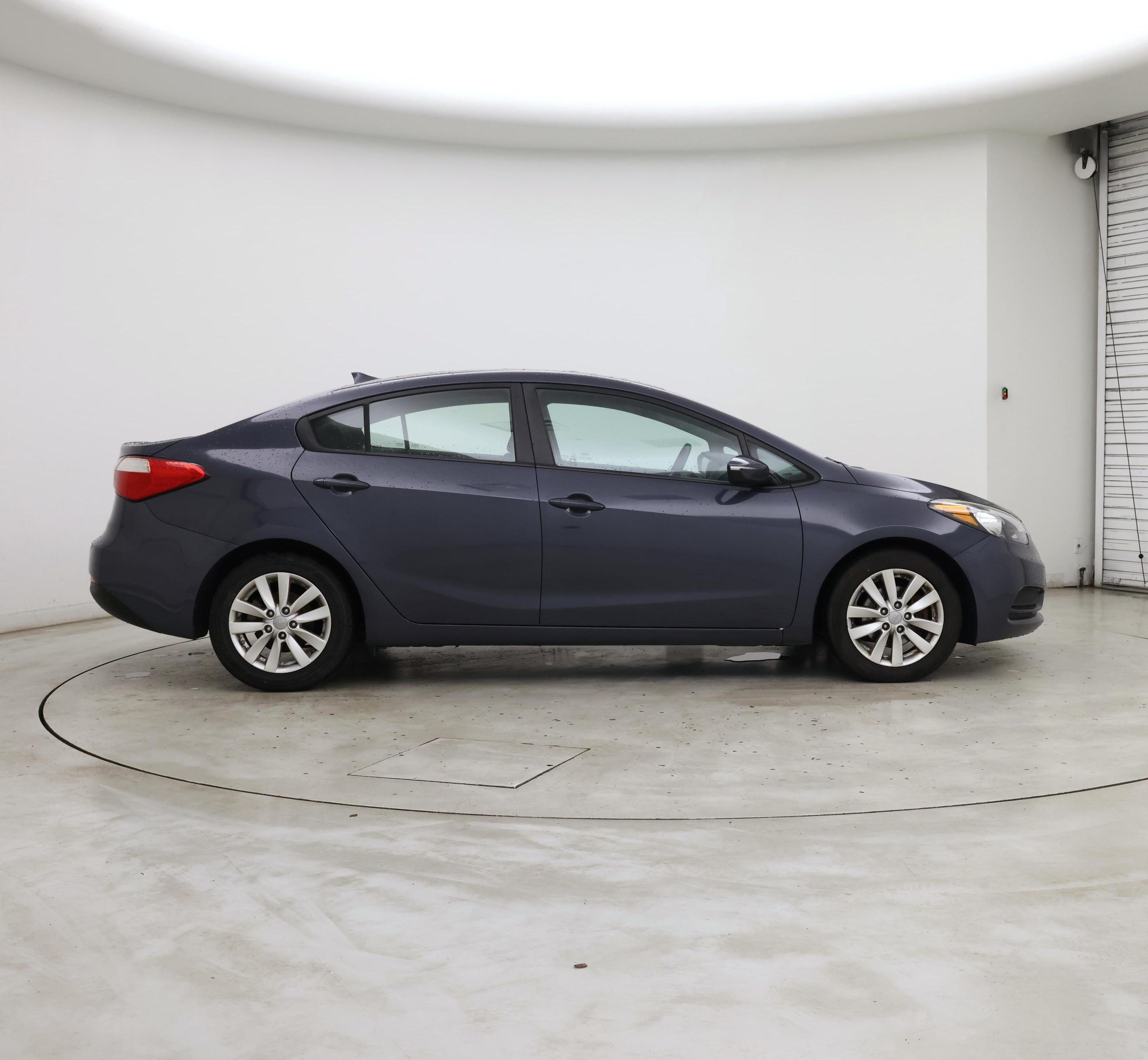 Thumbnail: 2016 Kia Forte - 7