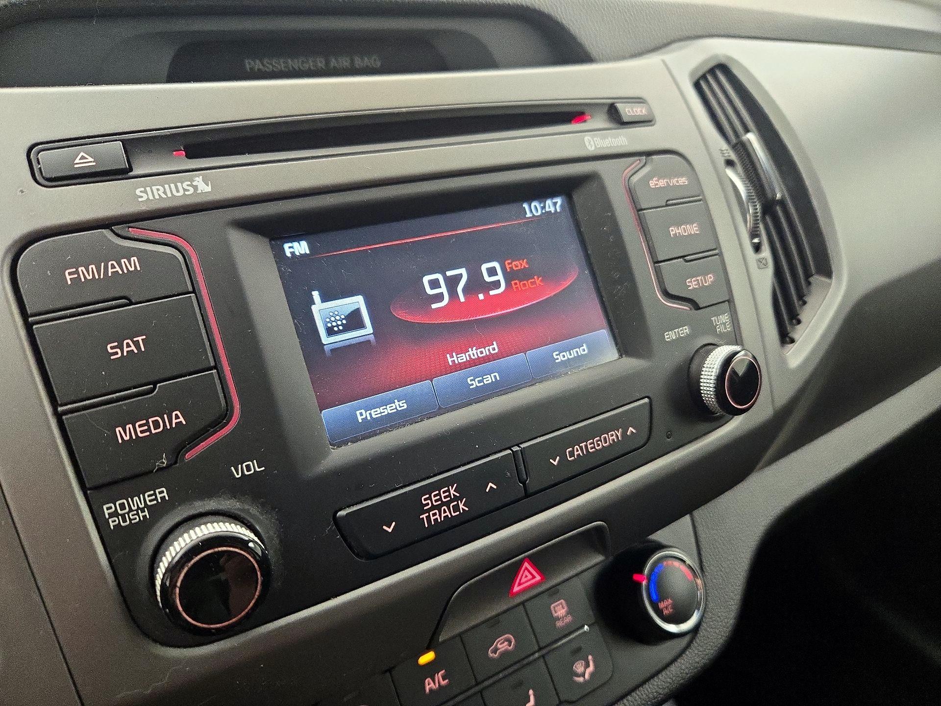 Thumbnail: 2014 Kia Sportage - 15
