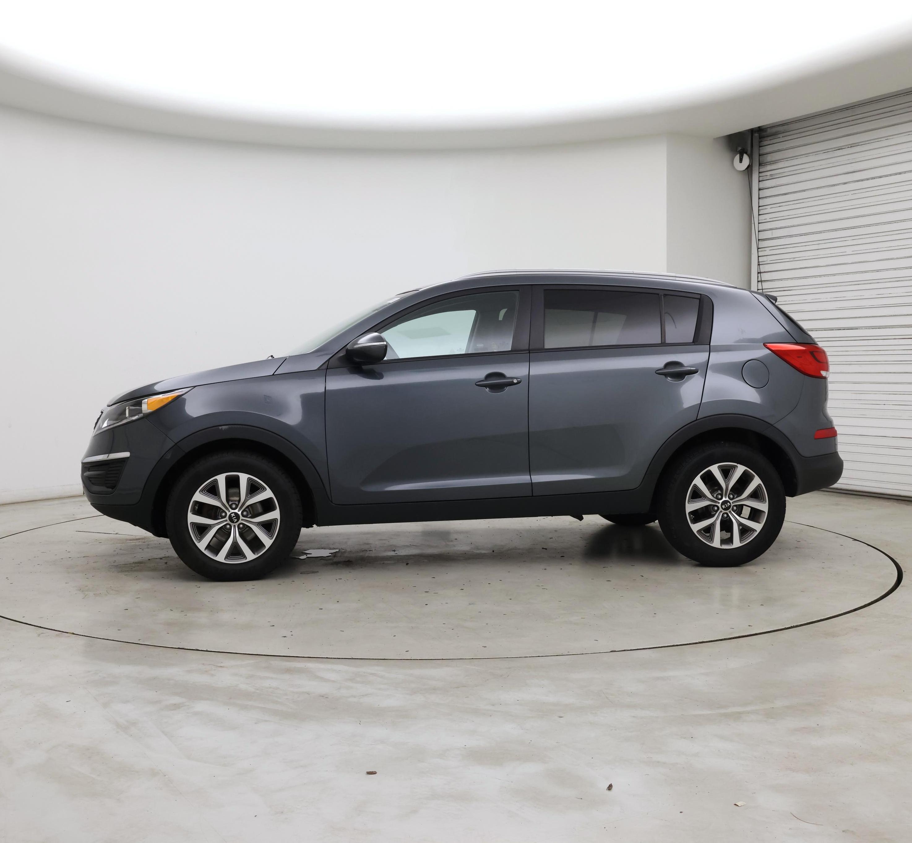 Thumbnail: 2014 Kia Sportage - 3