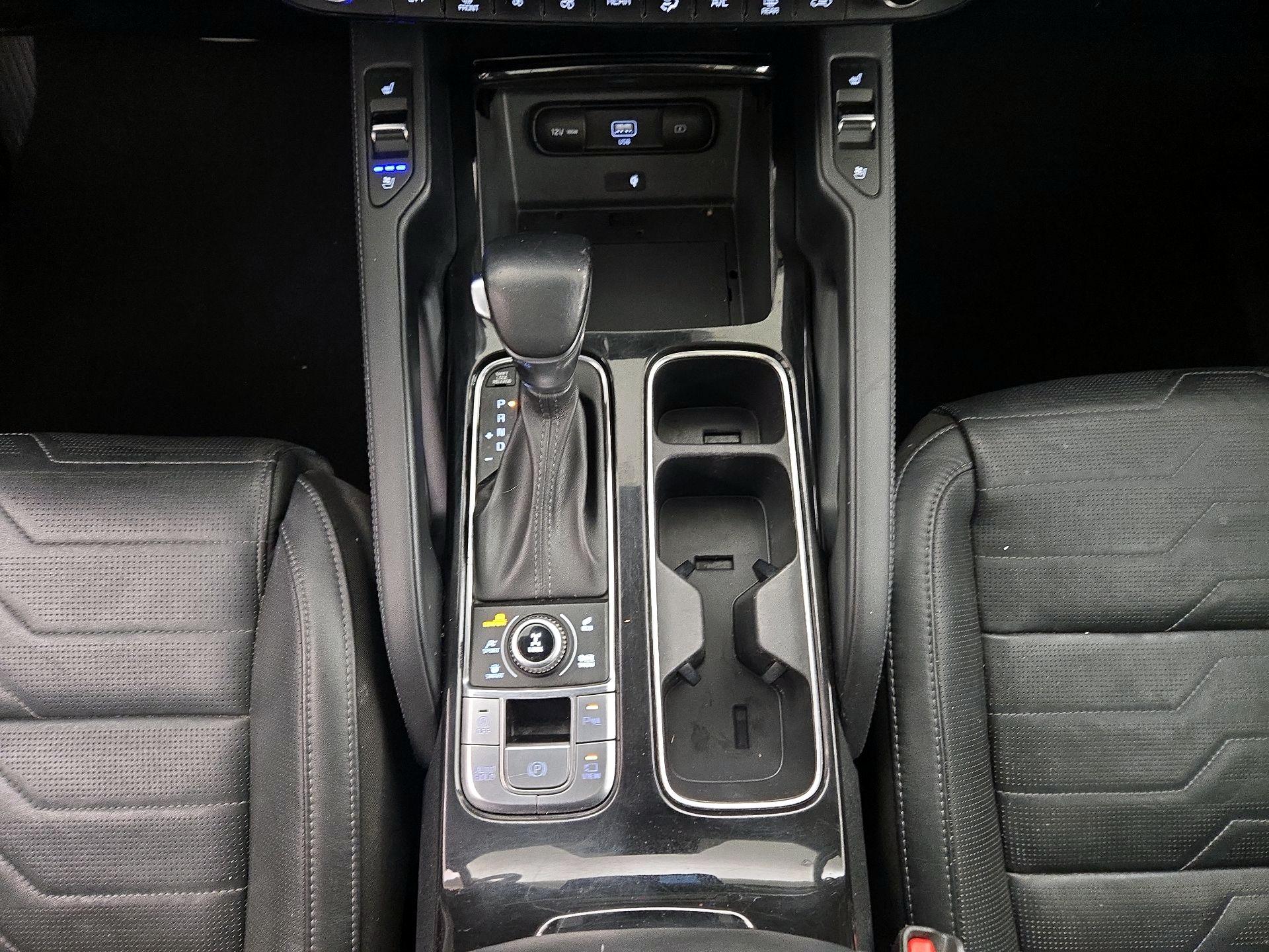Thumbnail: 2020 Kia Telluride - 18