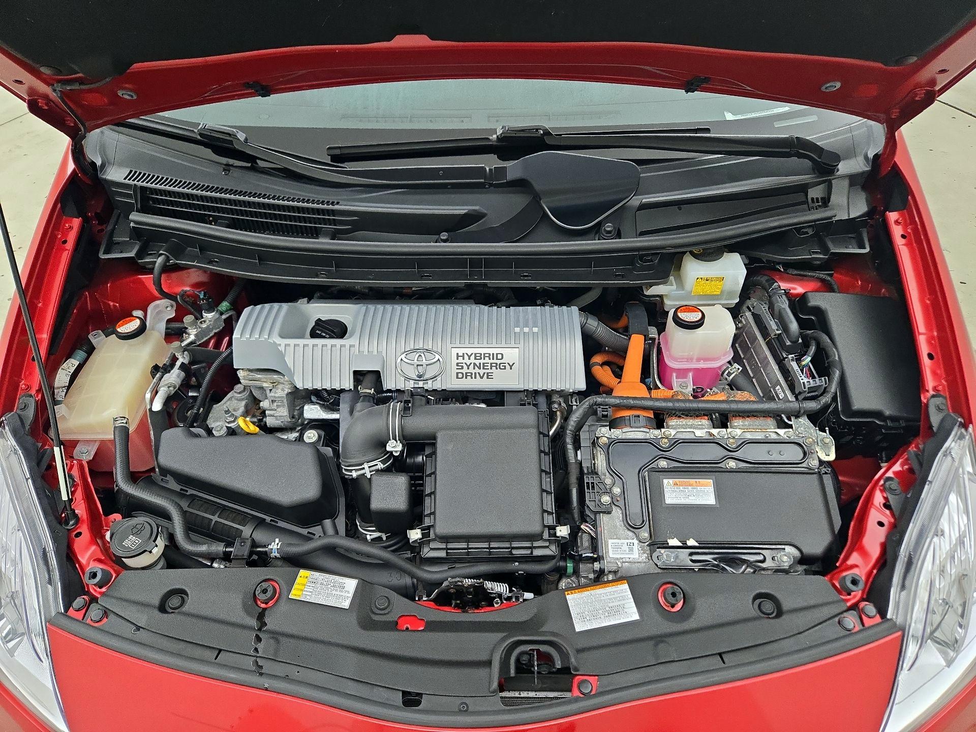 Thumbnail: 2015 Toyota Prius - 20