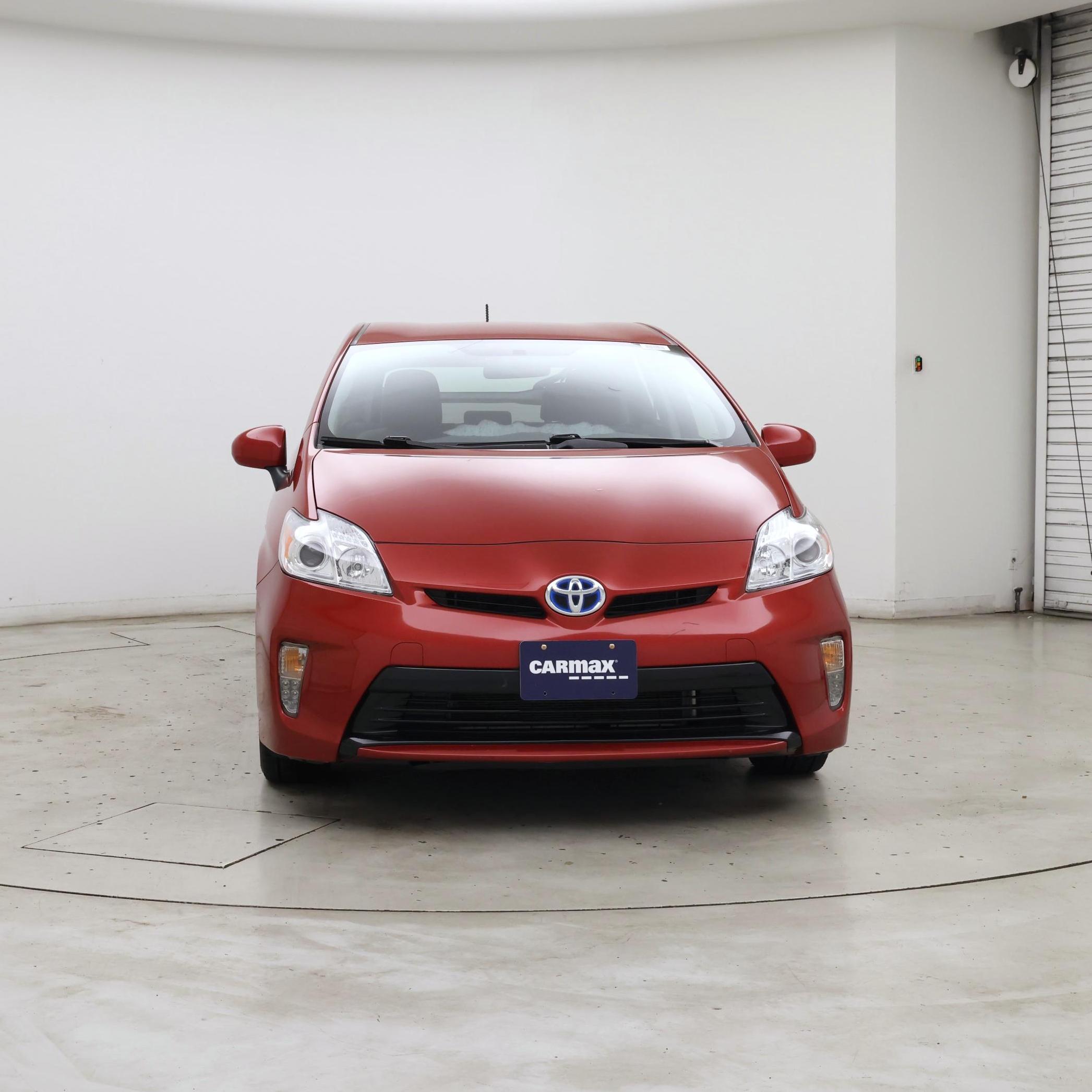 Thumbnail: 2015 Toyota Prius - 5