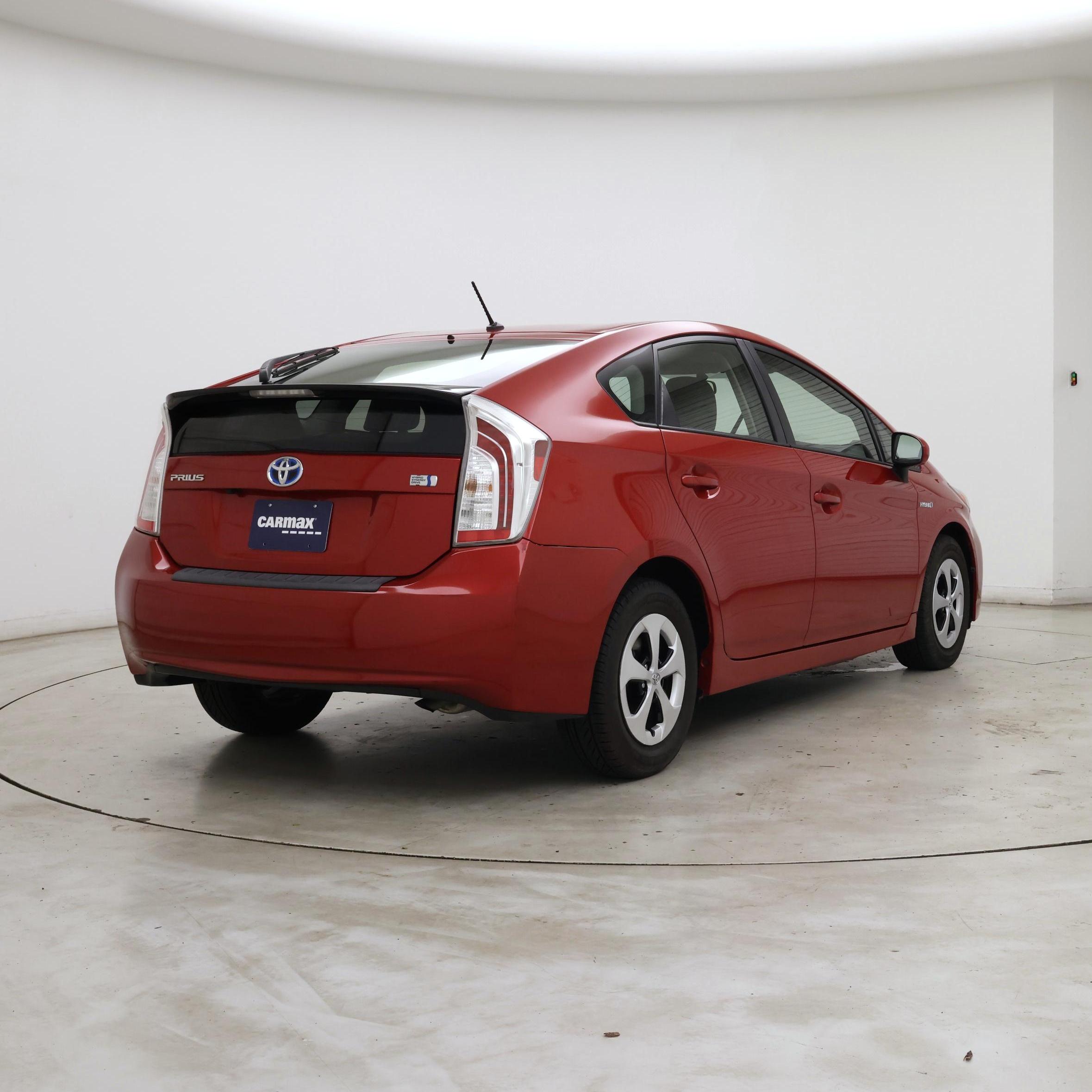 Thumbnail: 2015 Toyota Prius - 8