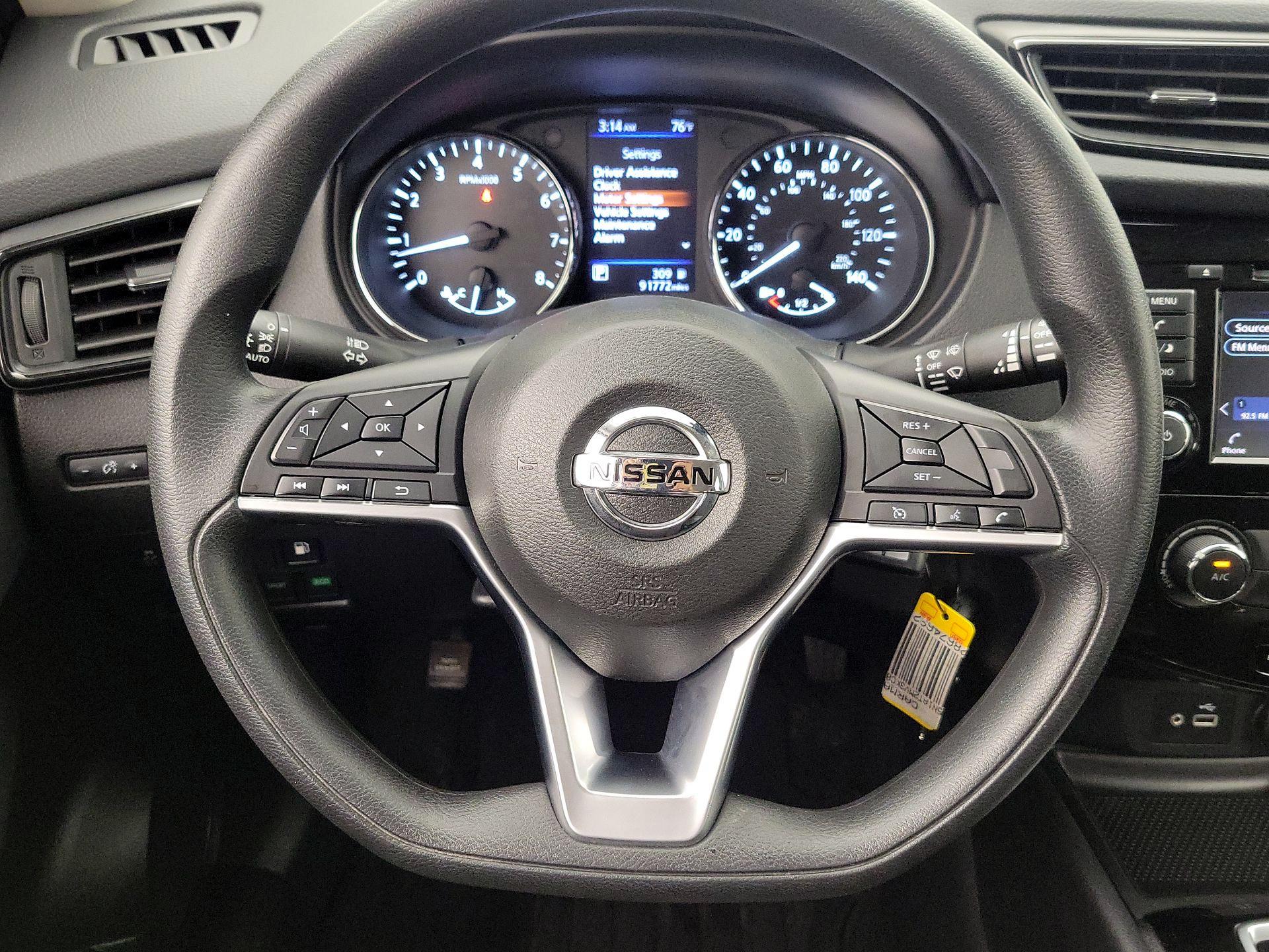 Thumbnail: 2019 Nissan Rogue - 10