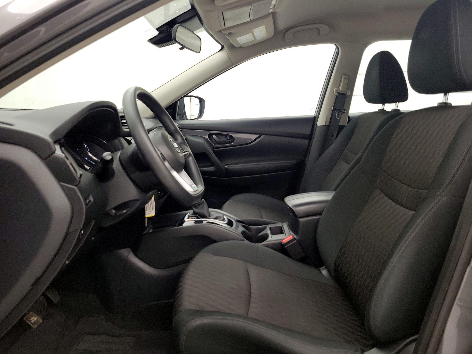 Thumbnail: 2019 Nissan Rogue - 11