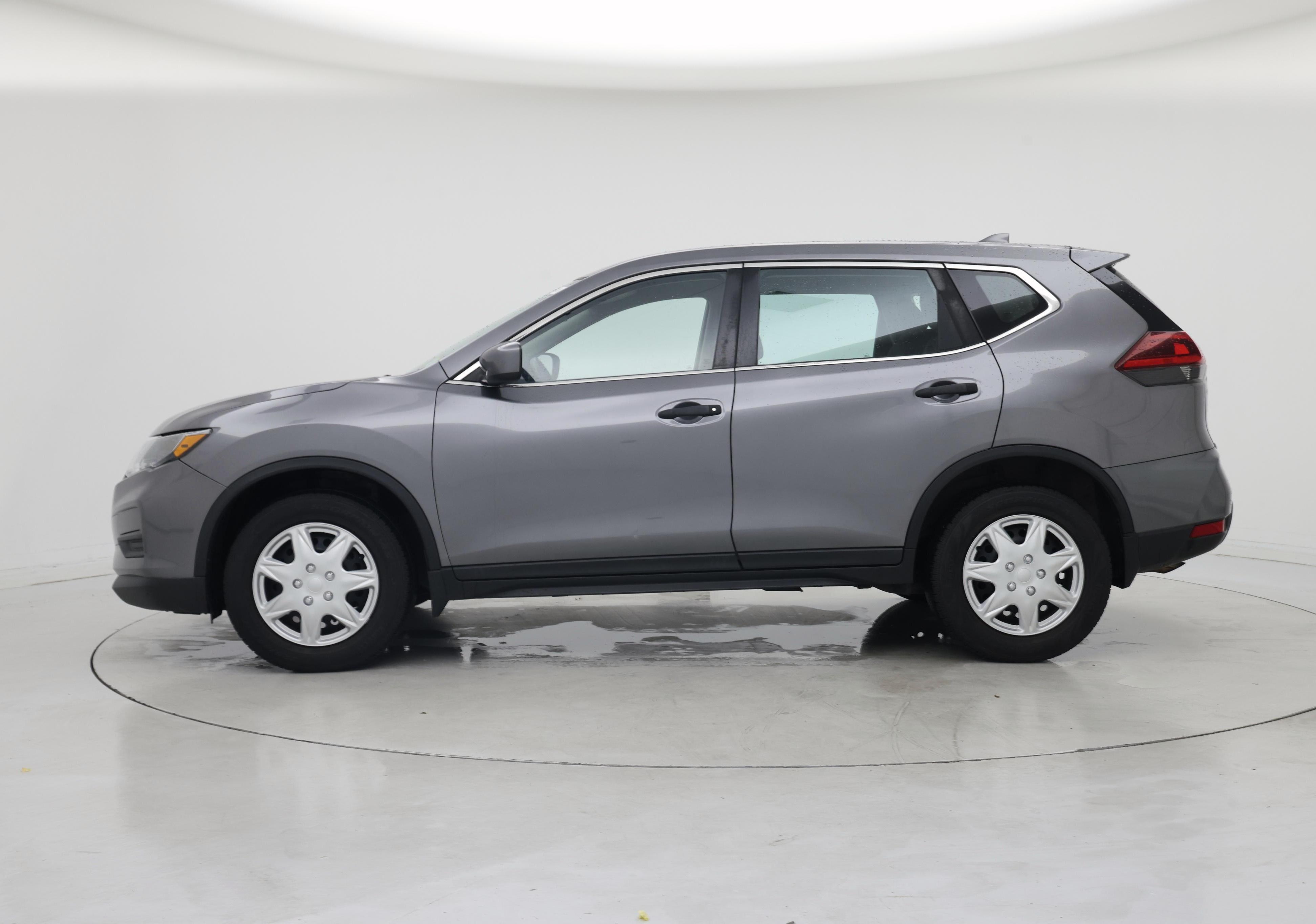 Thumbnail: 2019 Nissan Rogue - 3