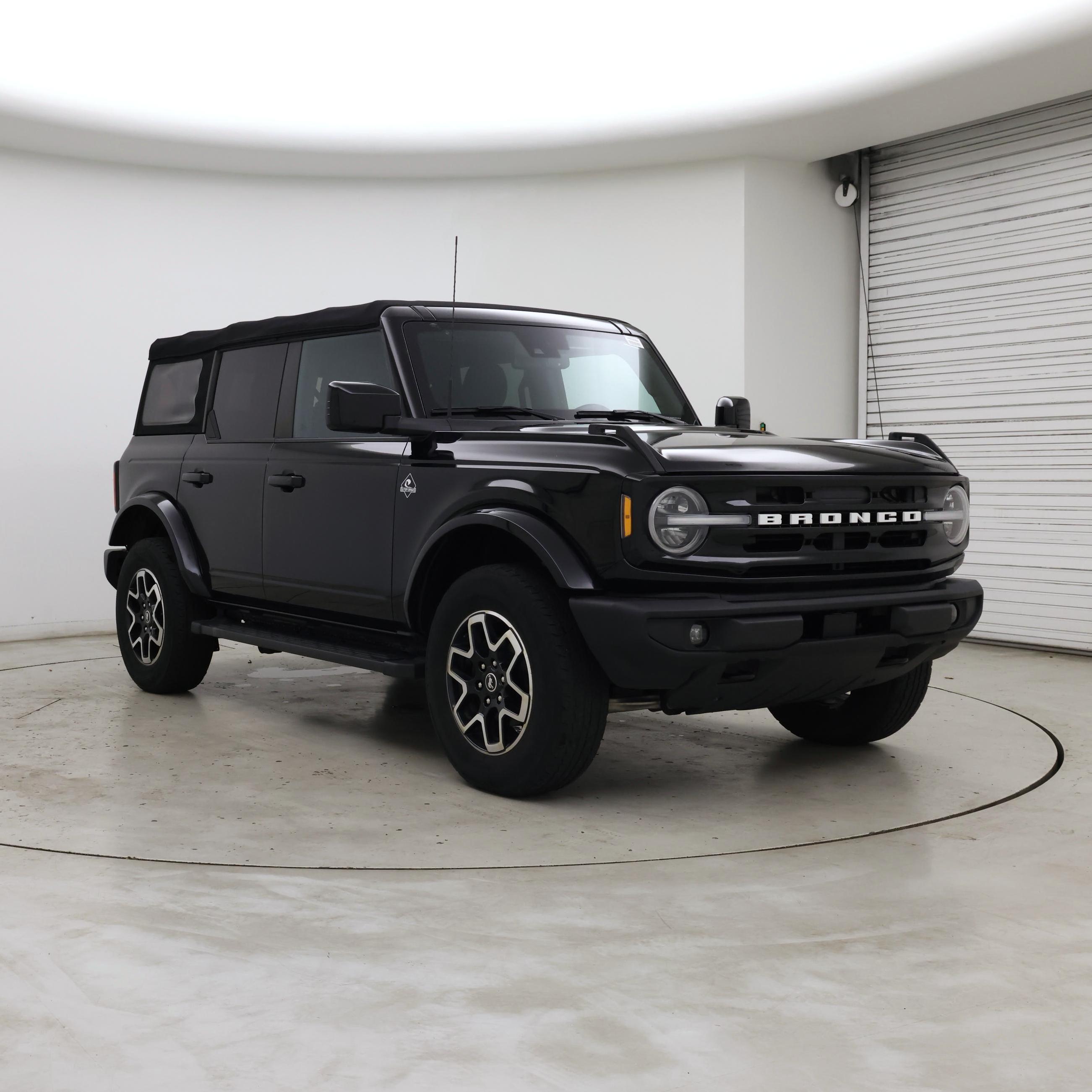 Black 2022 Ford Bronco SUV / Crossover Four-Wheel Drive Automatic