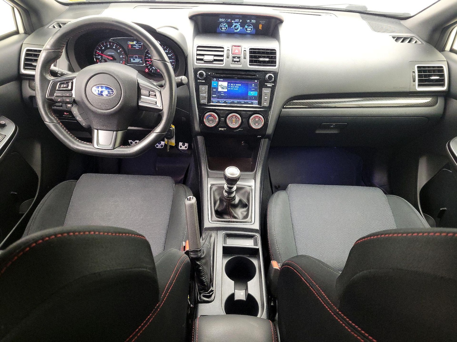 Apple CarPlay® & Android Auto™