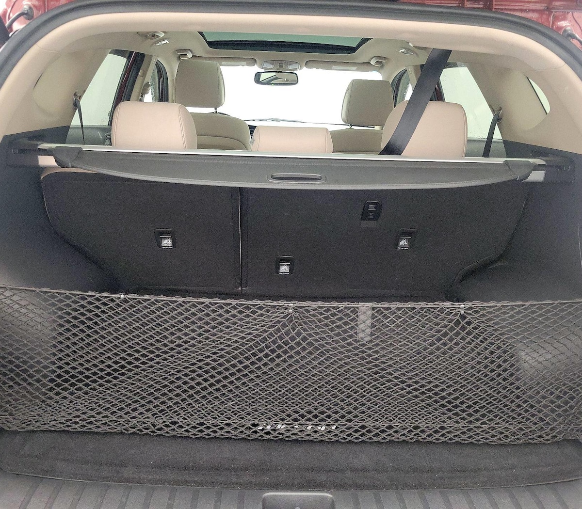 Trunk/Cargo (Seats Up)