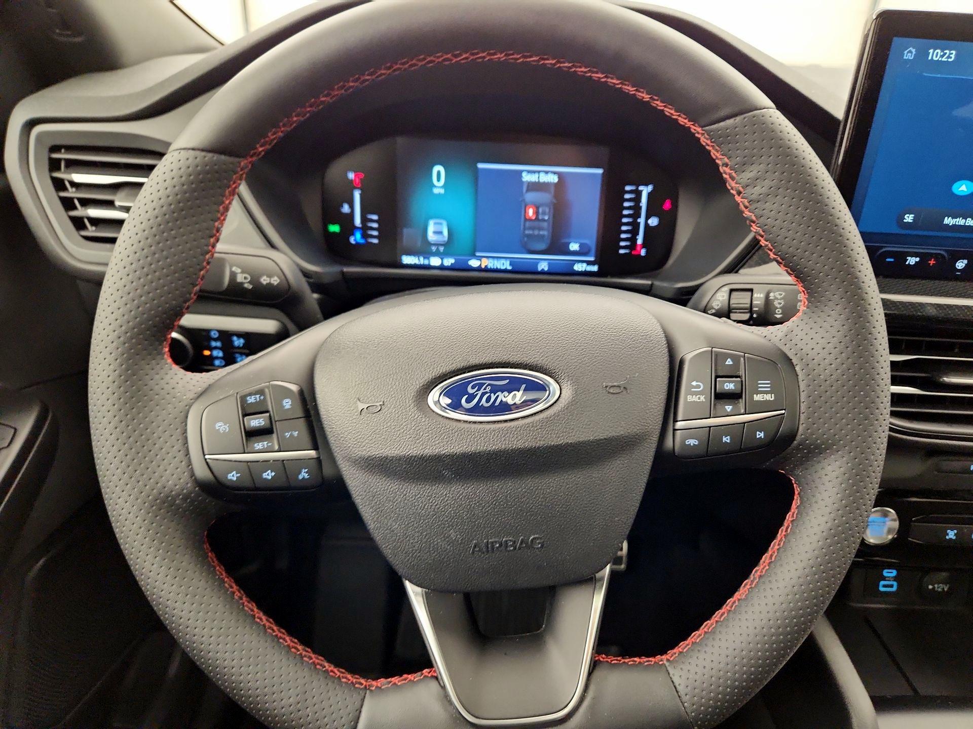 Thumbnail: 2023 Ford Escape - 10