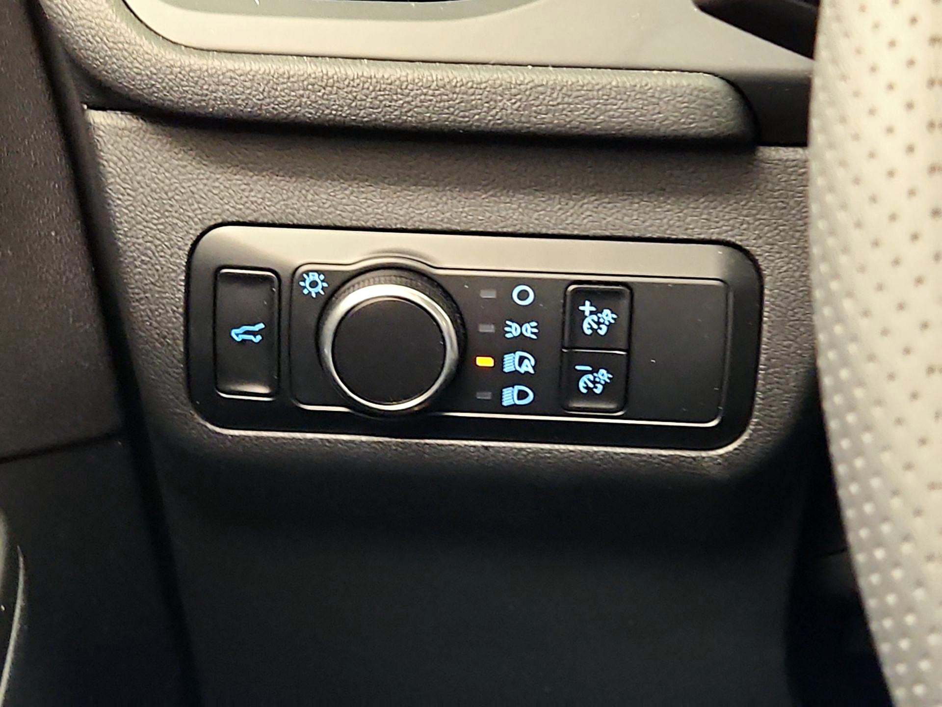 Thumbnail: 2023 Ford Escape - 13