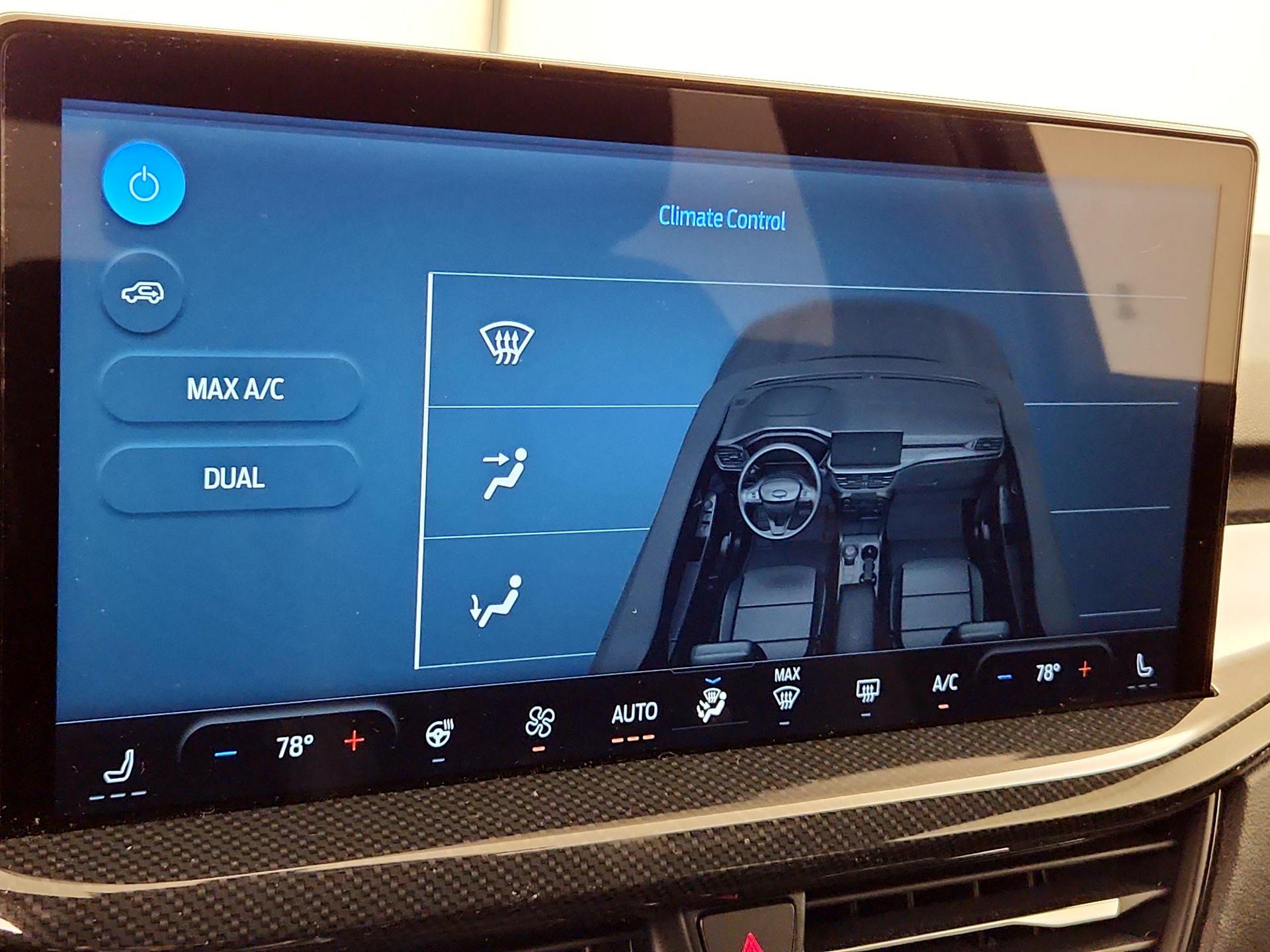 Thumbnail: 2023 Ford Escape - 17