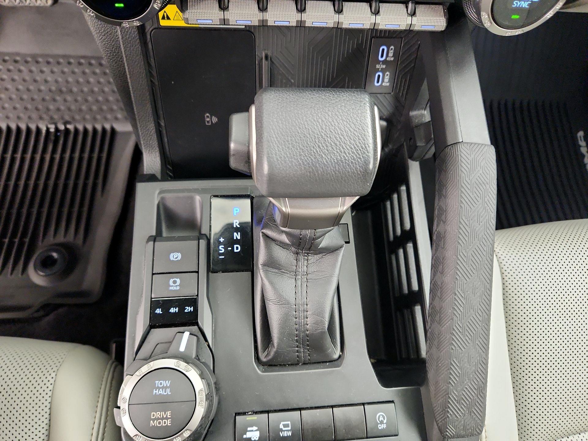 Thumbnail: 2024 Toyota Tacoma - 17