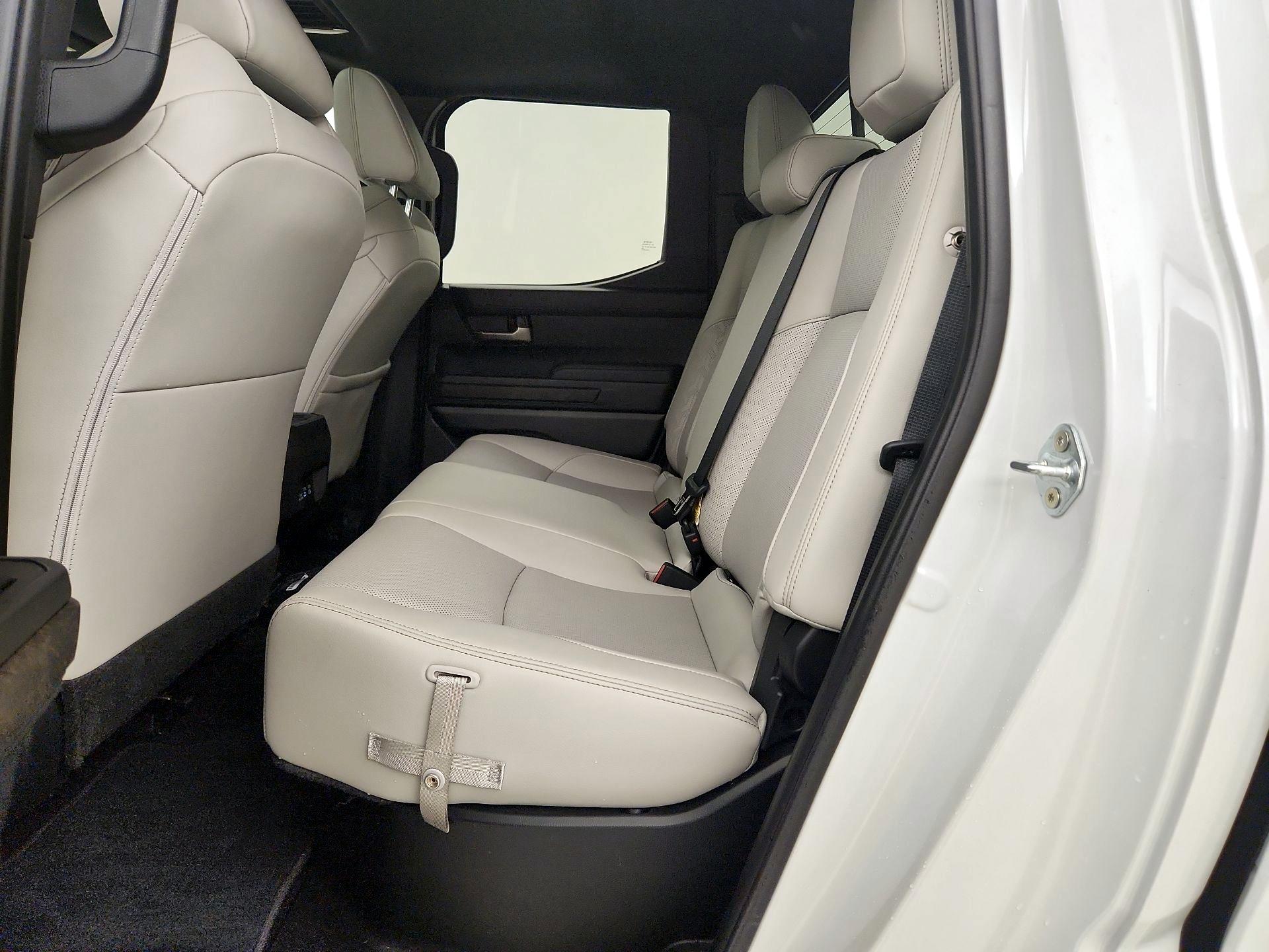 Thumbnail: 2024 Toyota Tacoma - 20