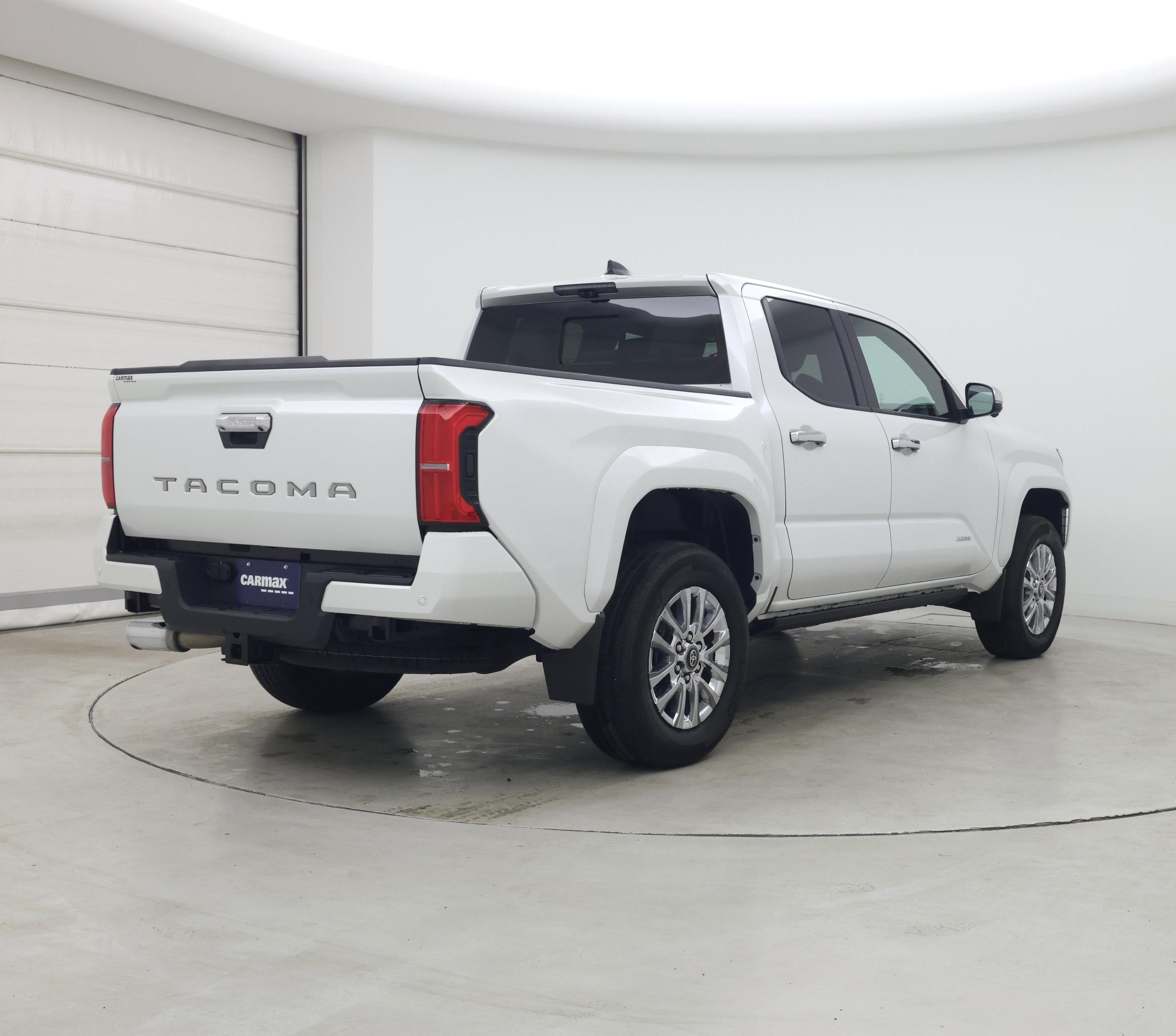 Thumbnail: 2024 Toyota Tacoma - 8