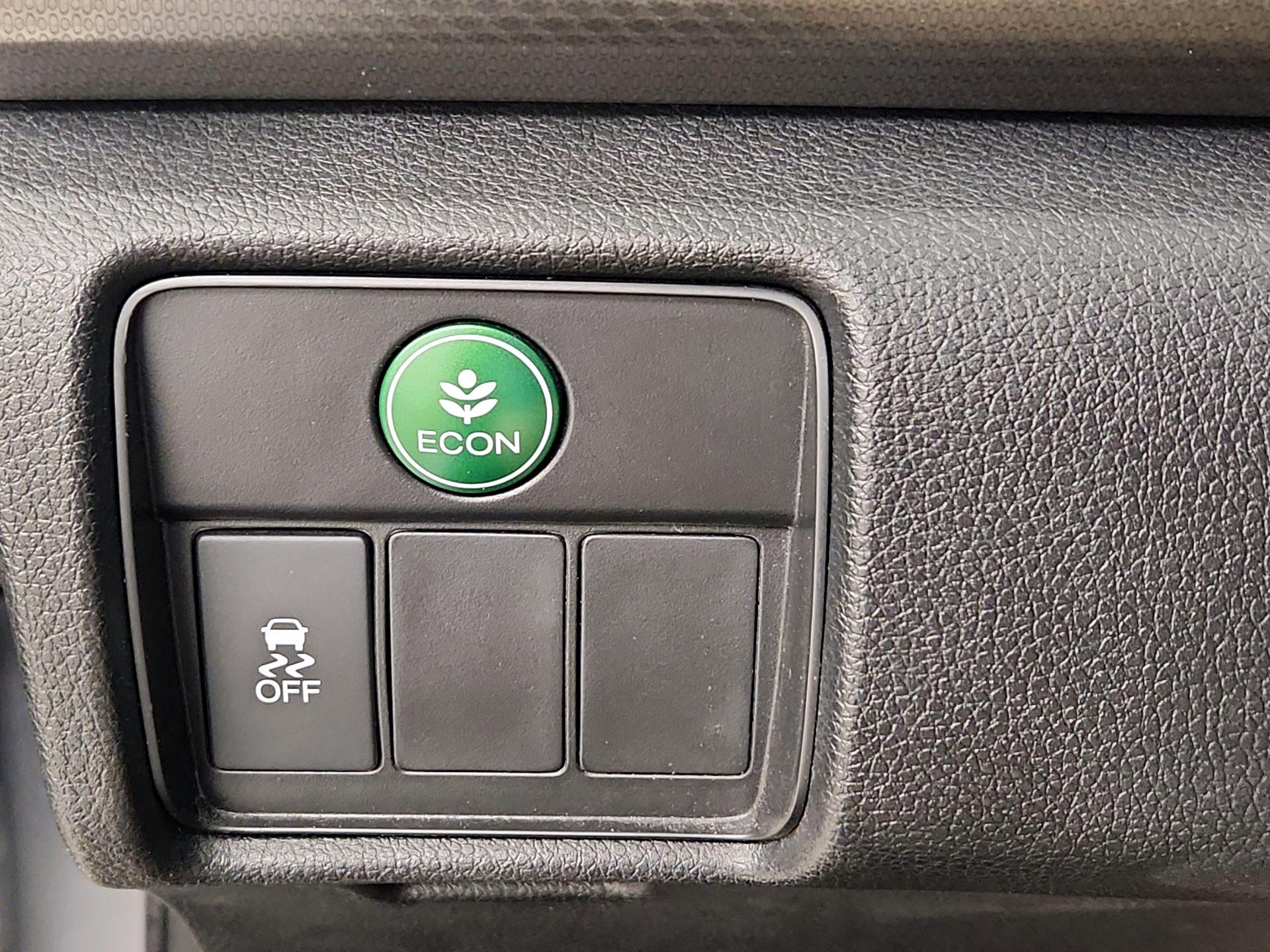 Thumbnail: 2016 Honda Accord - 13