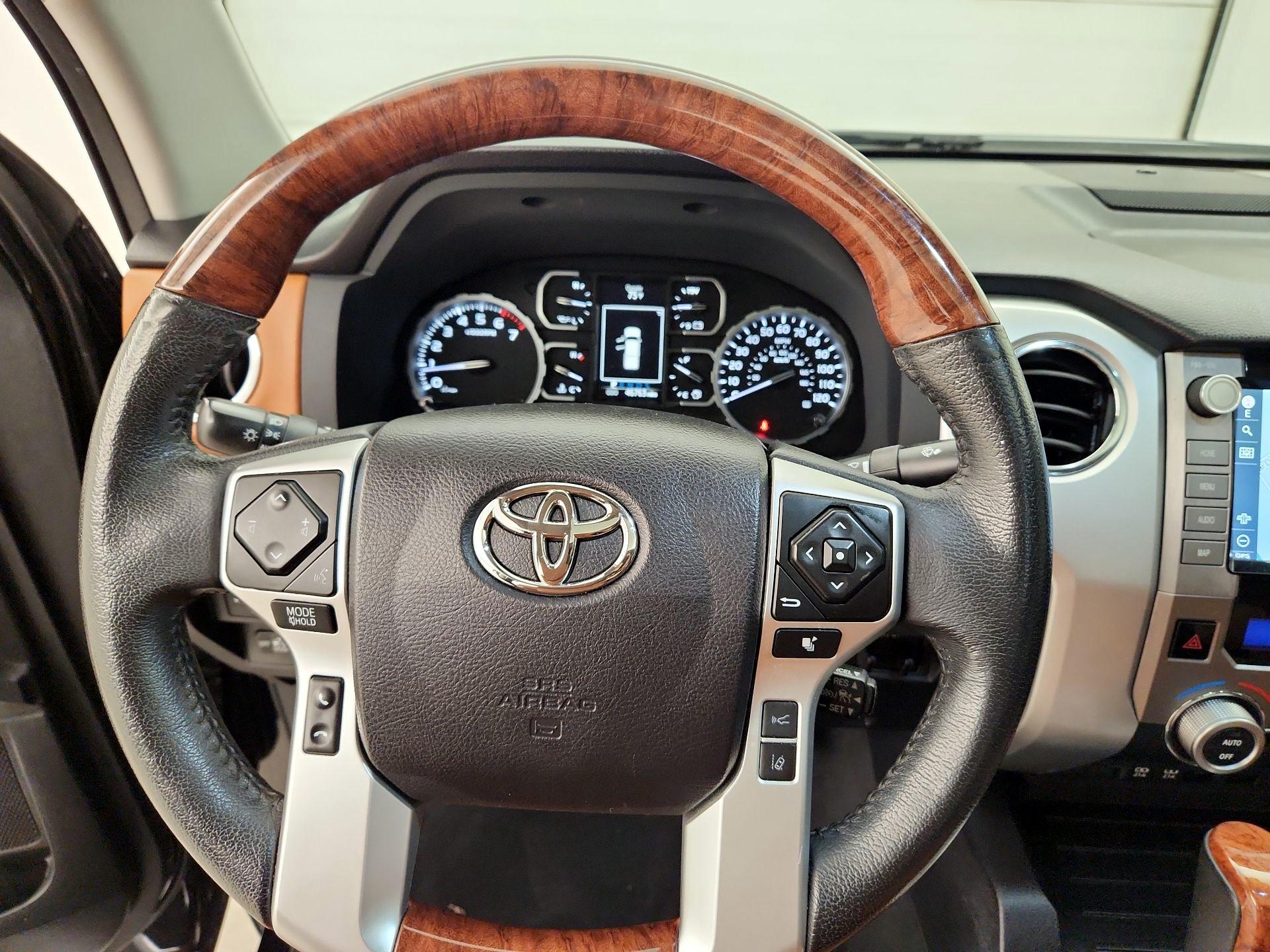 Thumbnail: 2021 Toyota Tundra - 10