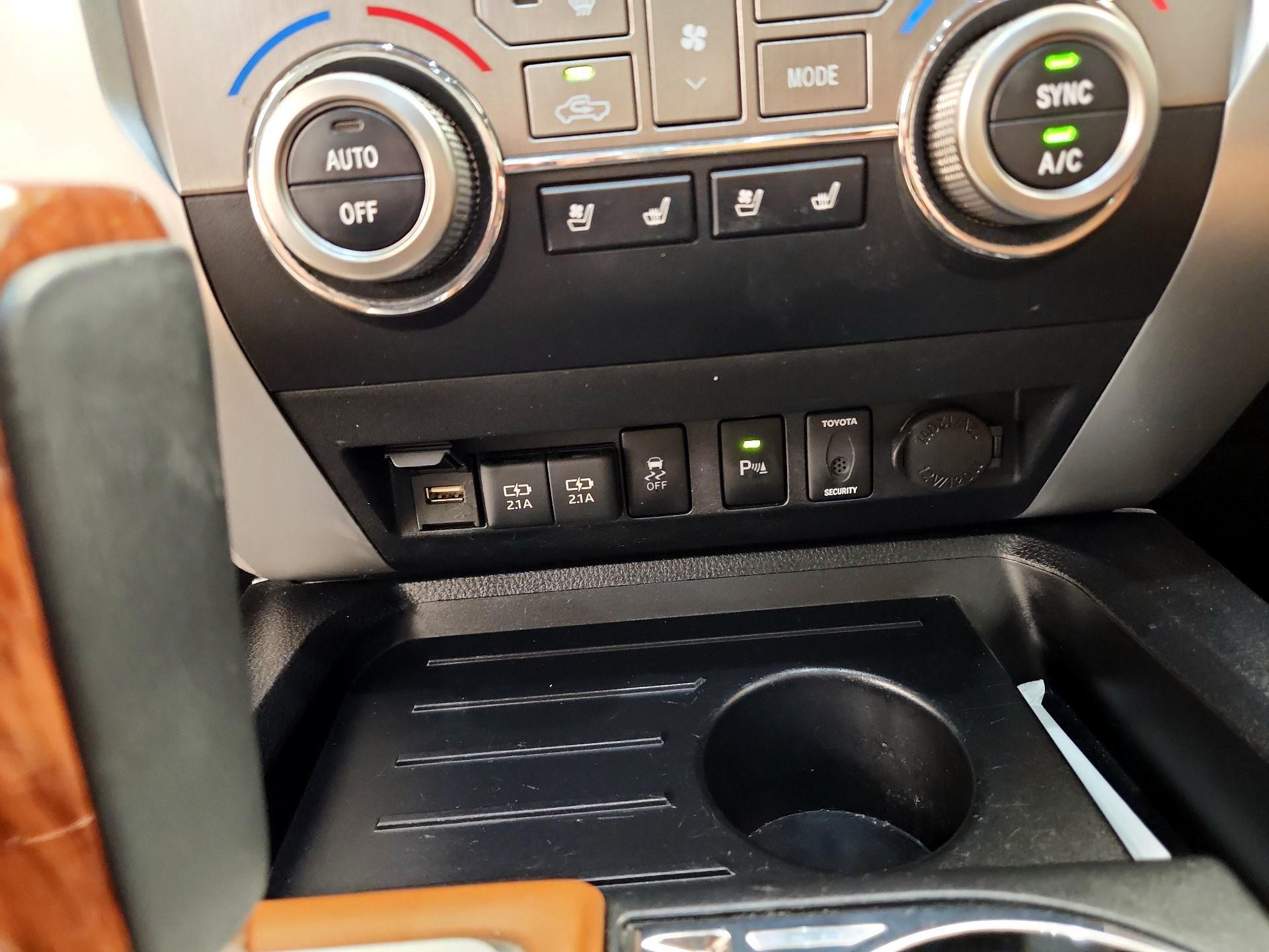 Thumbnail: 2021 Toyota Tundra - 19