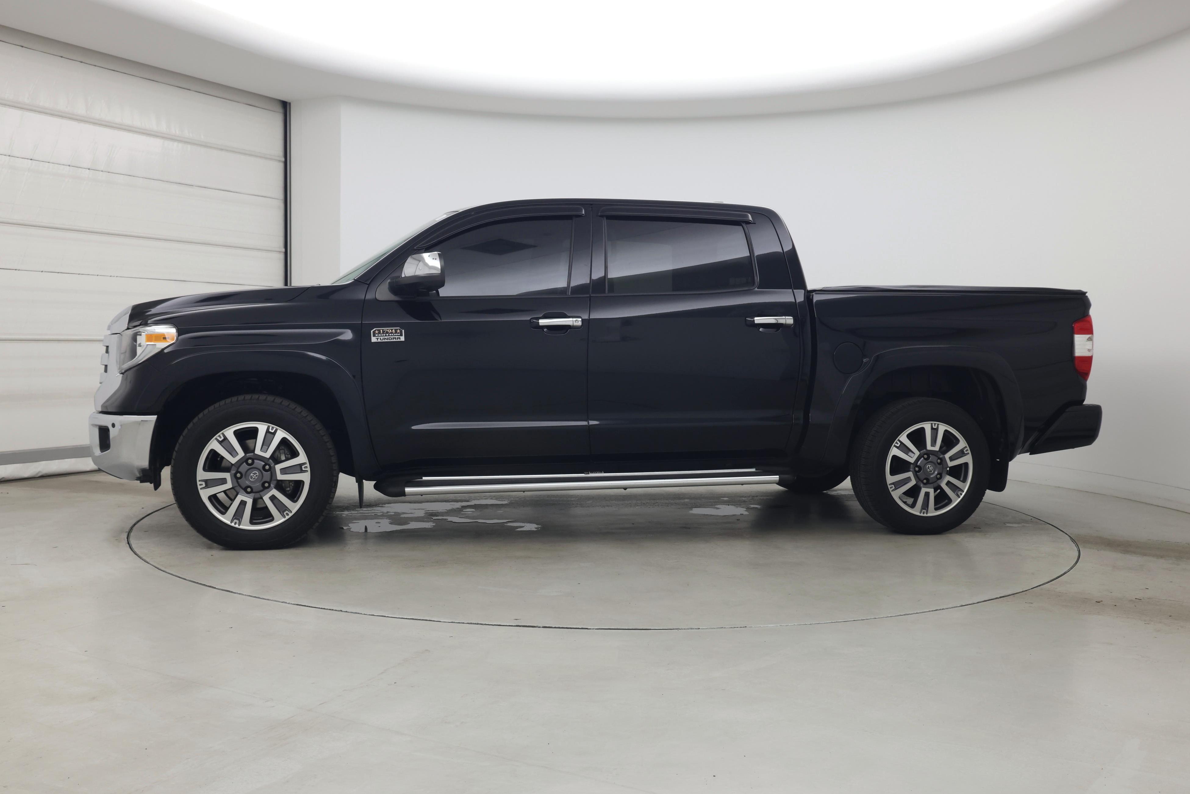 Thumbnail: 2021 Toyota Tundra - 3