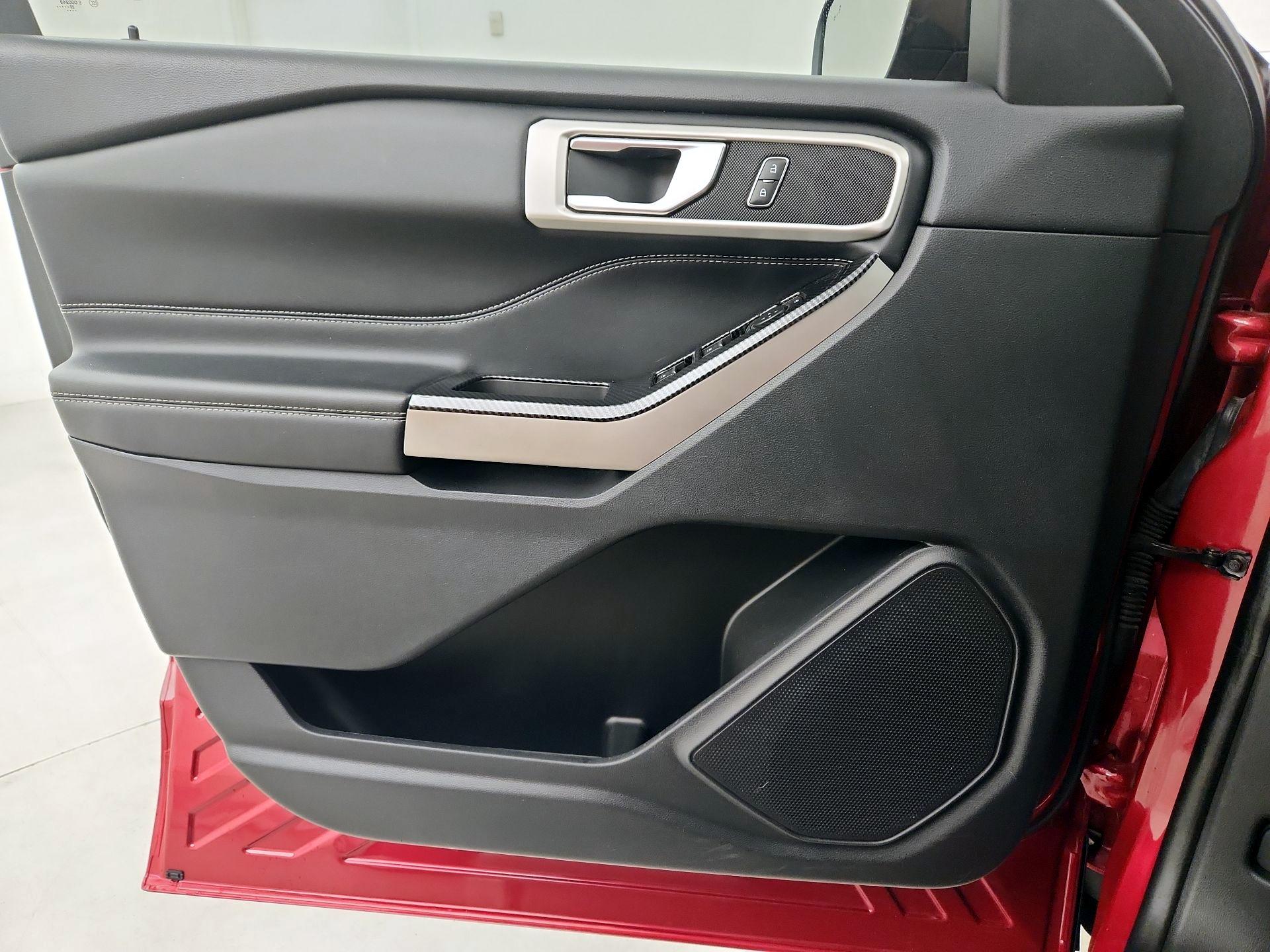 Thumbnail: 2022 Ford Explorer - 12