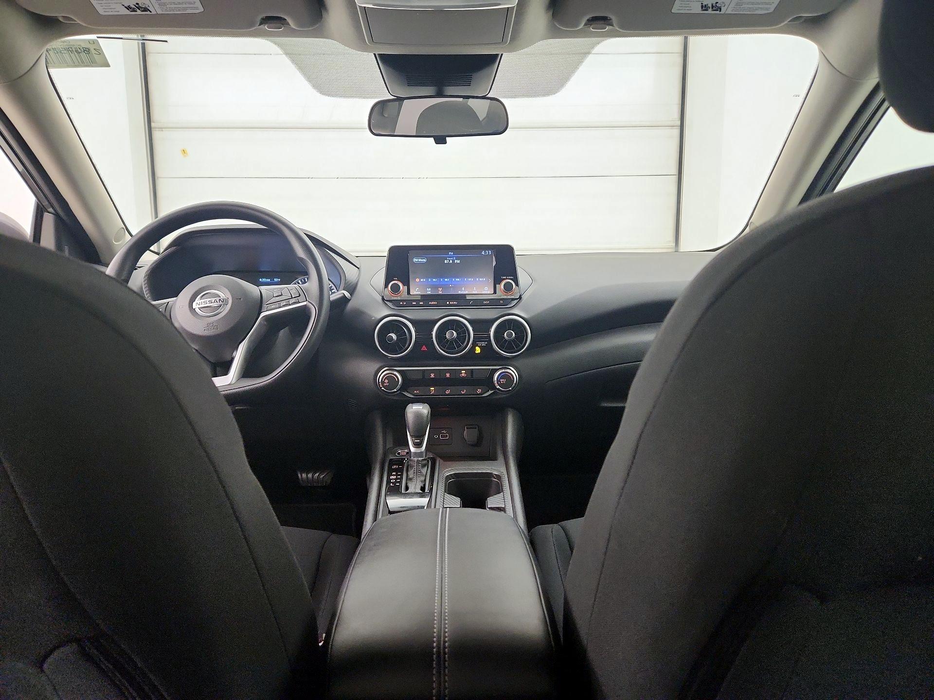 Thumbnail: 2022 Nissan Sentra - 9