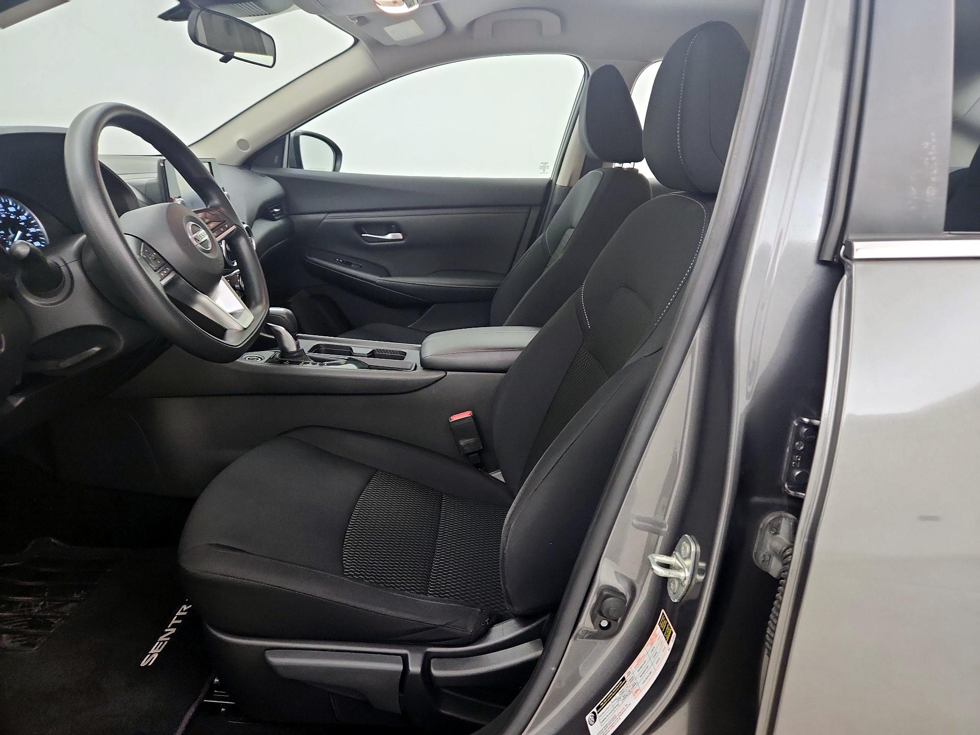 Thumbnail: 2022 Nissan Sentra - 11