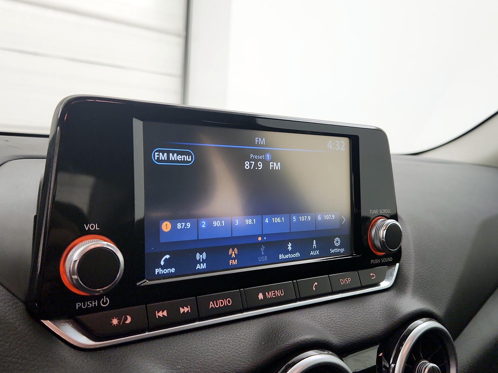 Thumbnail: 2022 Nissan Sentra - 15