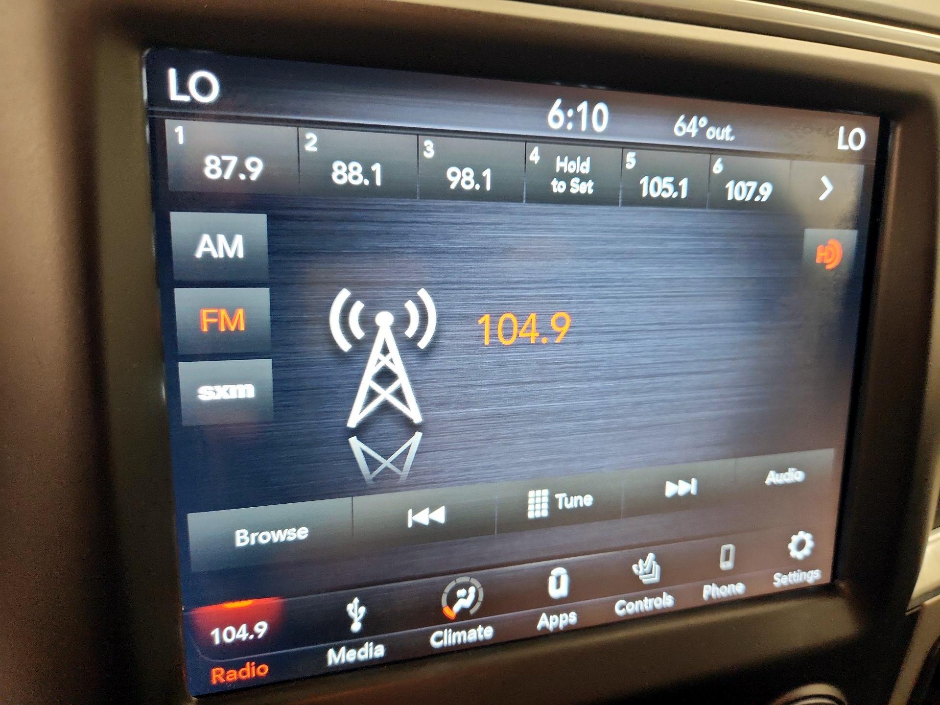Thumbnail: 2019 RAM 1500 Classic - 15