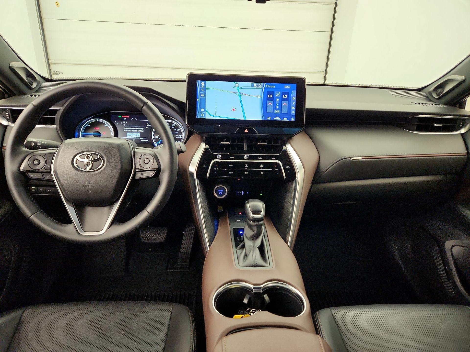 Thumbnail: 2021 Toyota Venza - 9