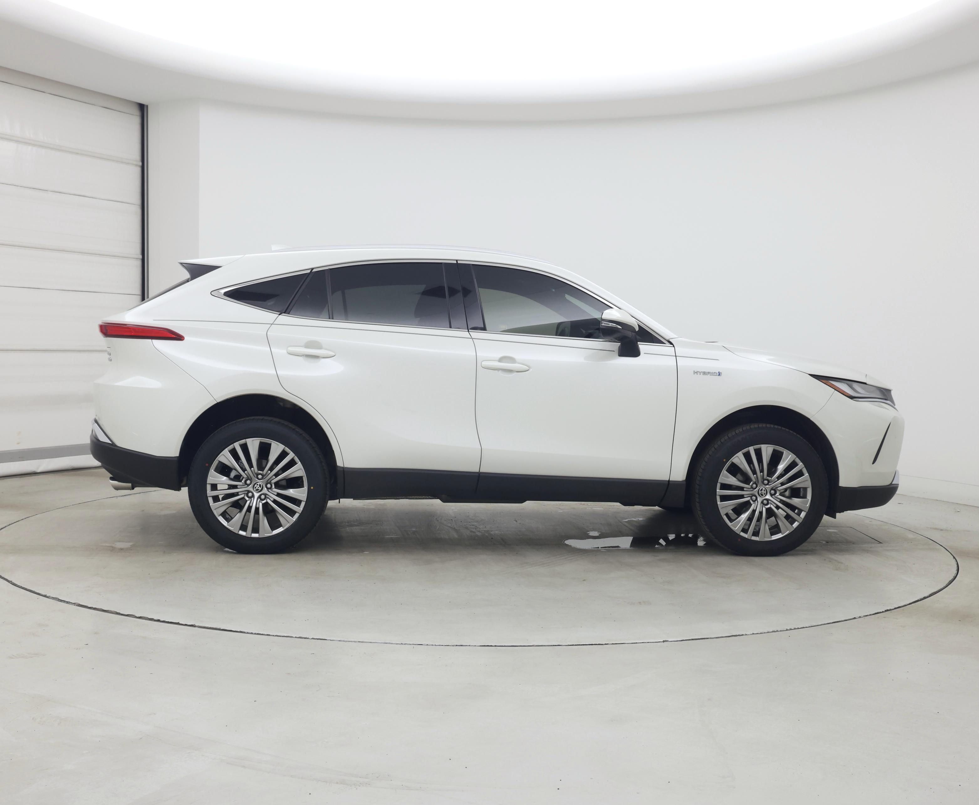 Thumbnail: 2021 Toyota Venza - 7