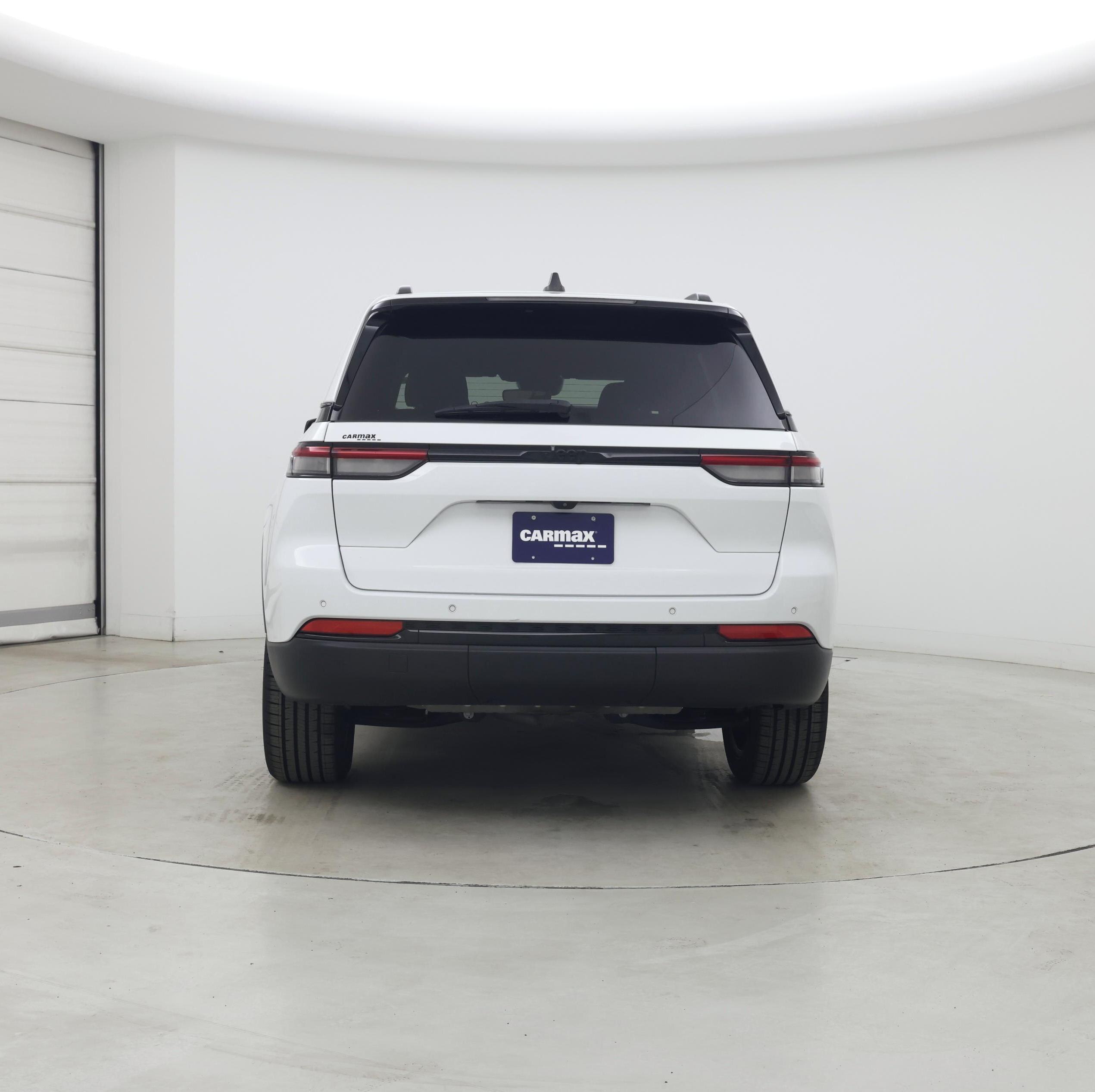 Thumbnail: 2023 Jeep Grand Cherokee - 6