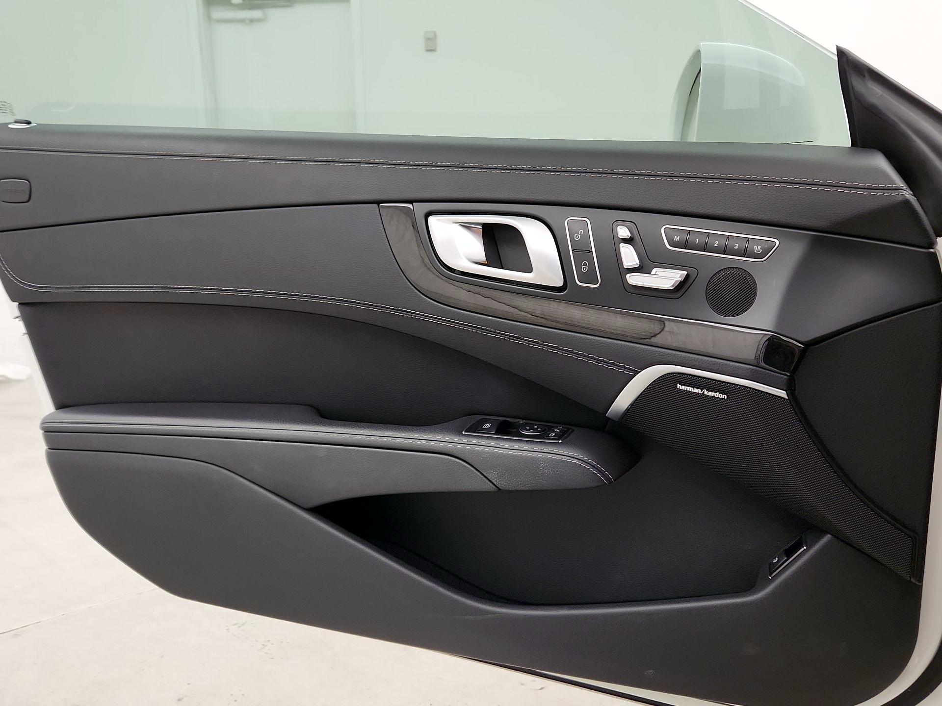 Thumbnail: 2018 Mercedes-Benz SL-Class - 12