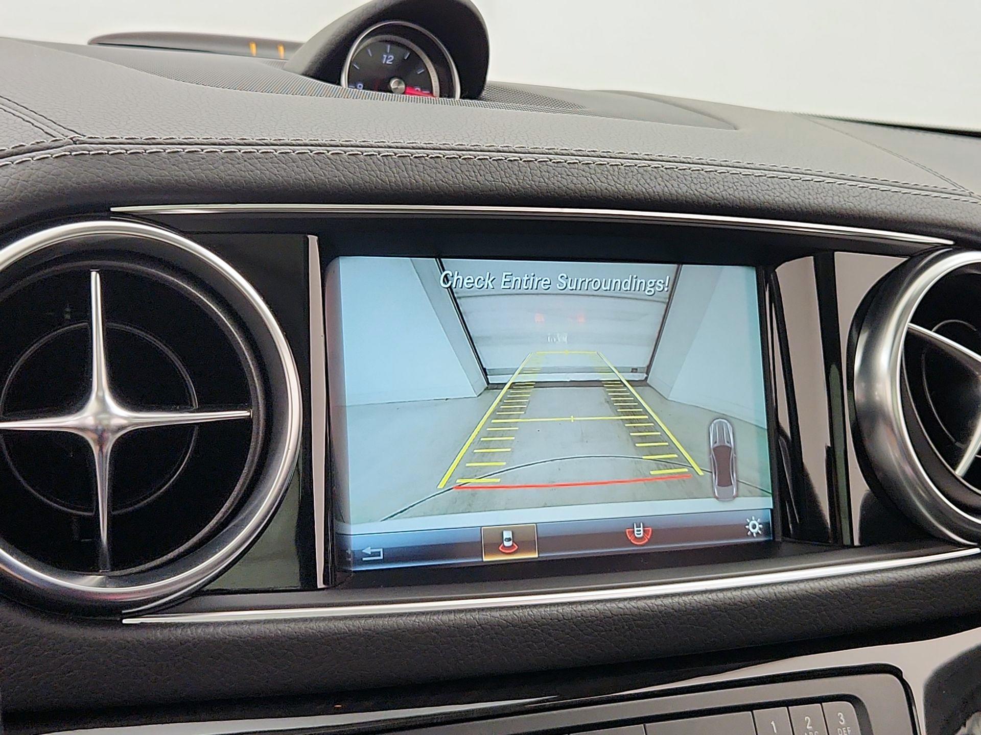 Thumbnail: 2018 Mercedes-Benz SL-Class - 15