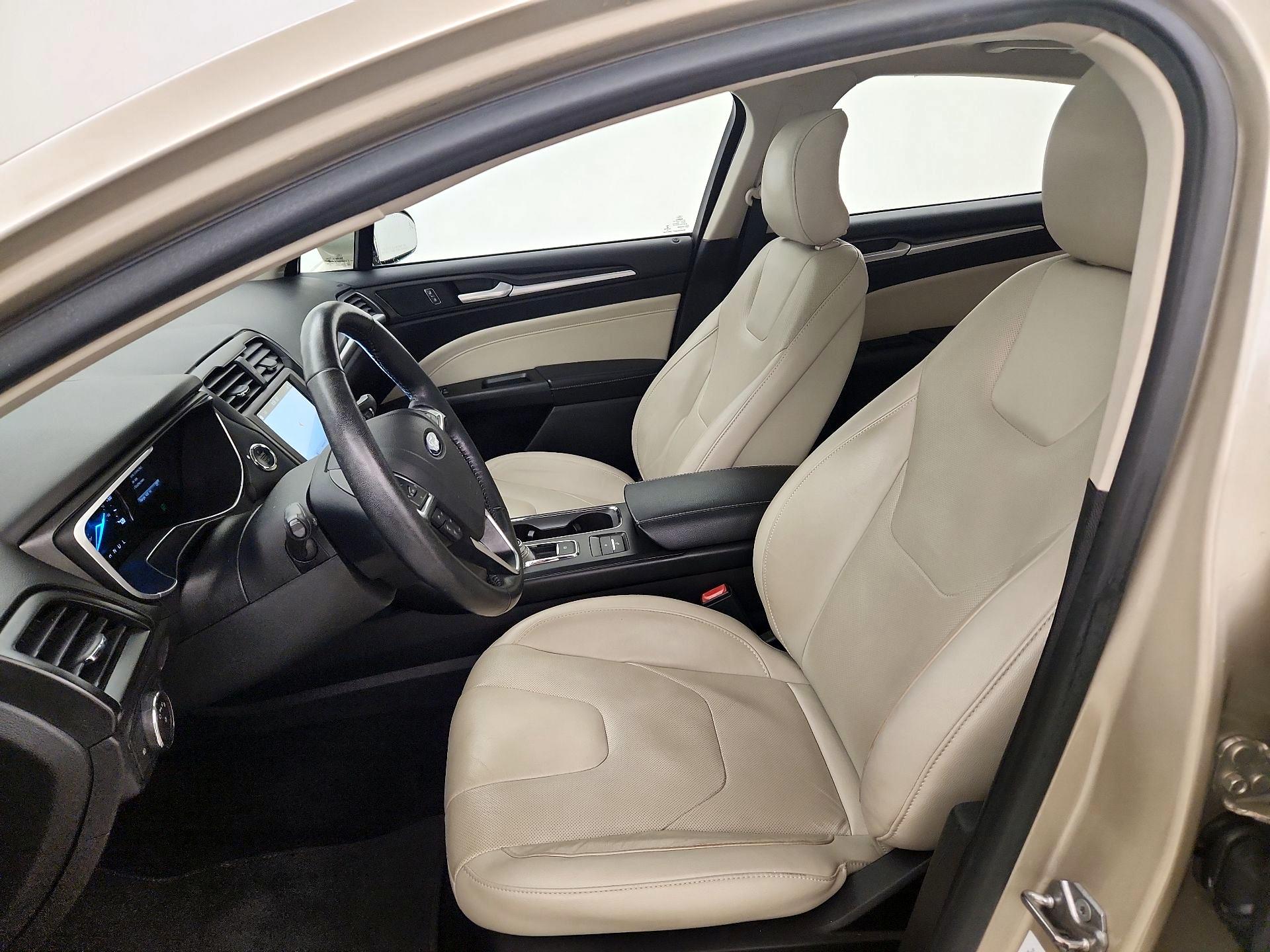 Thumbnail: 2017 Ford Fusion - 11