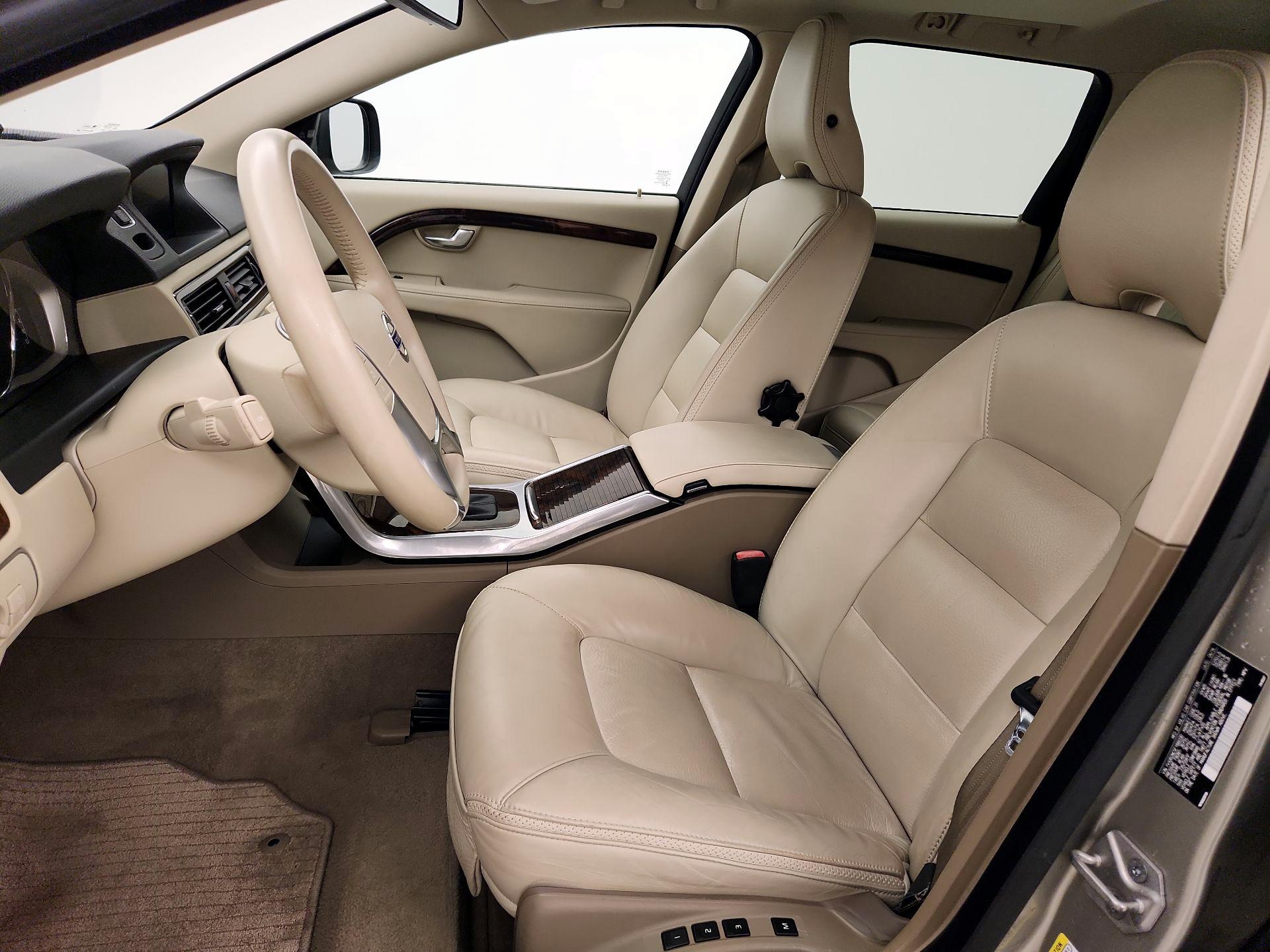 Thumbnail: 2015 Volvo XC70 - 11