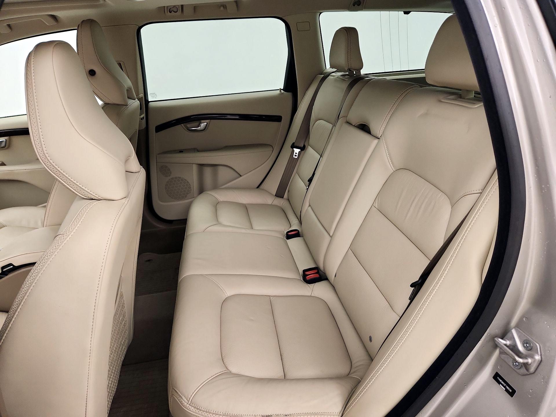 Thumbnail: 2015 Volvo XC70 - 20