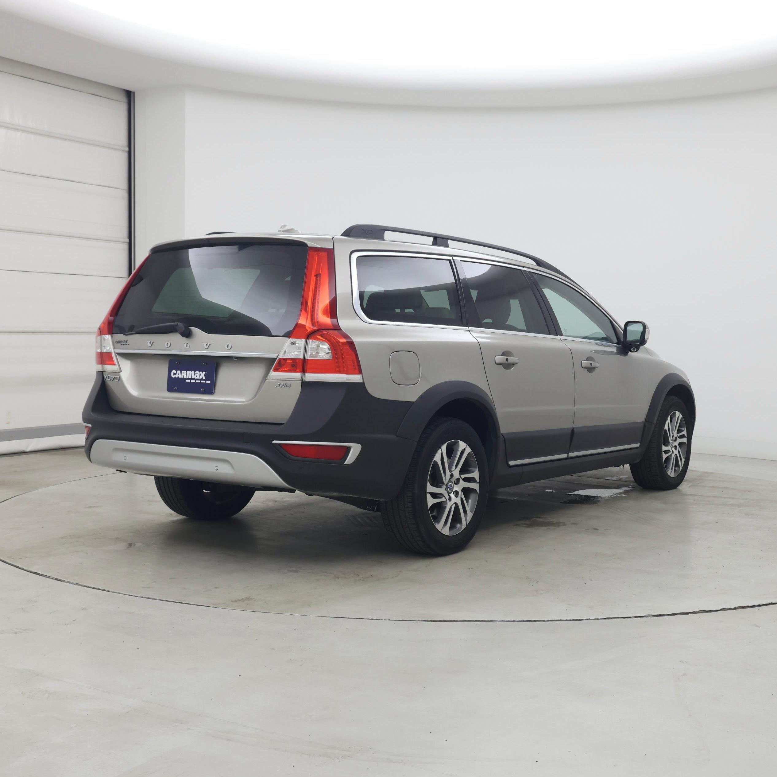 Thumbnail: 2015 Volvo XC70 - 8