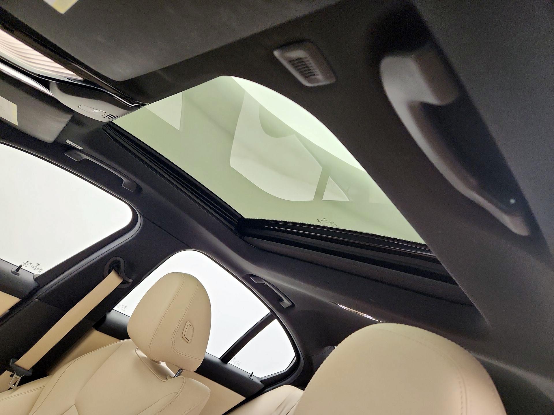 Thumbnail: 2019 BMW 3 Series - 20