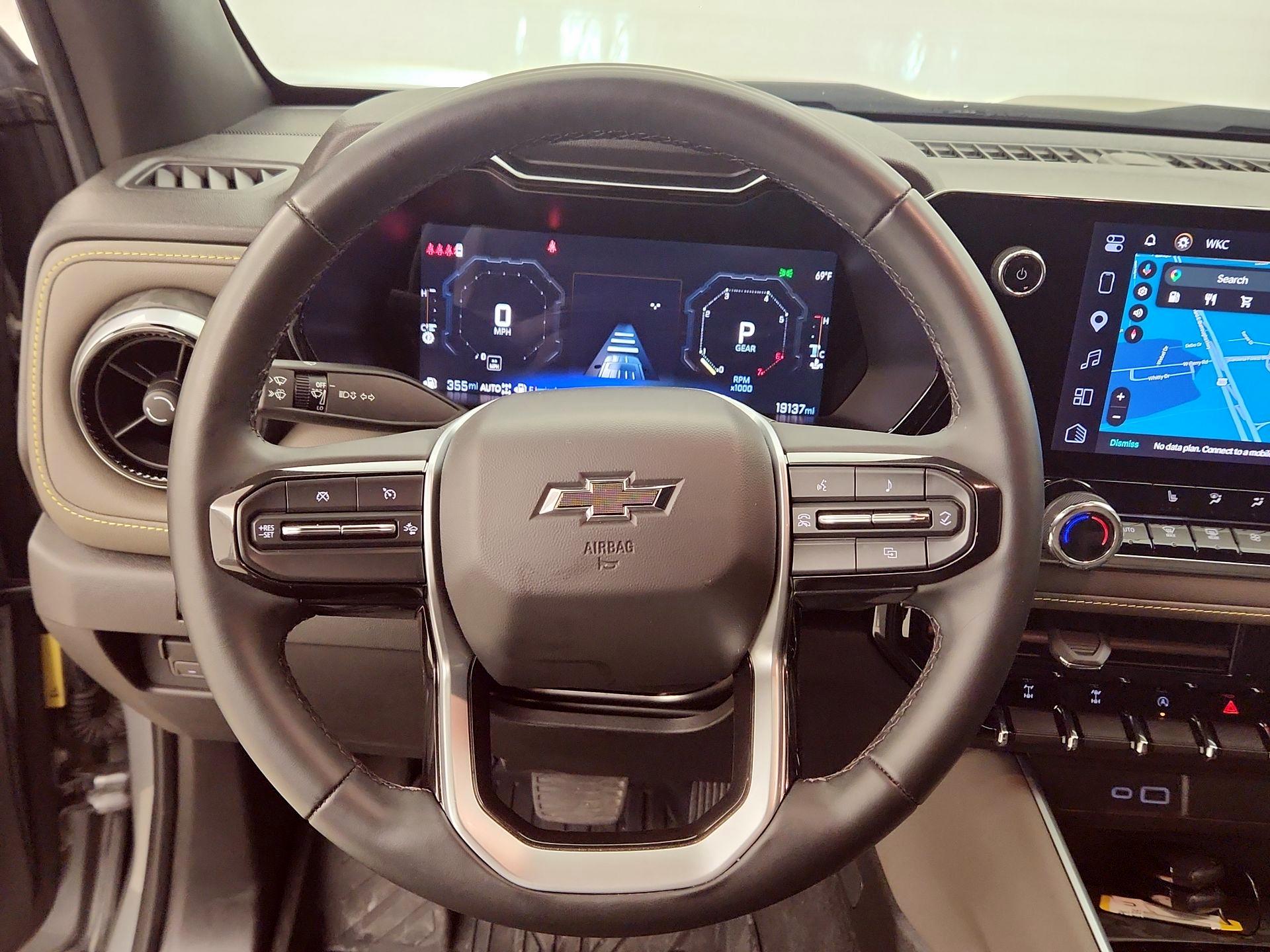 Thumbnail: 2024 Chevrolet Colorado - 10