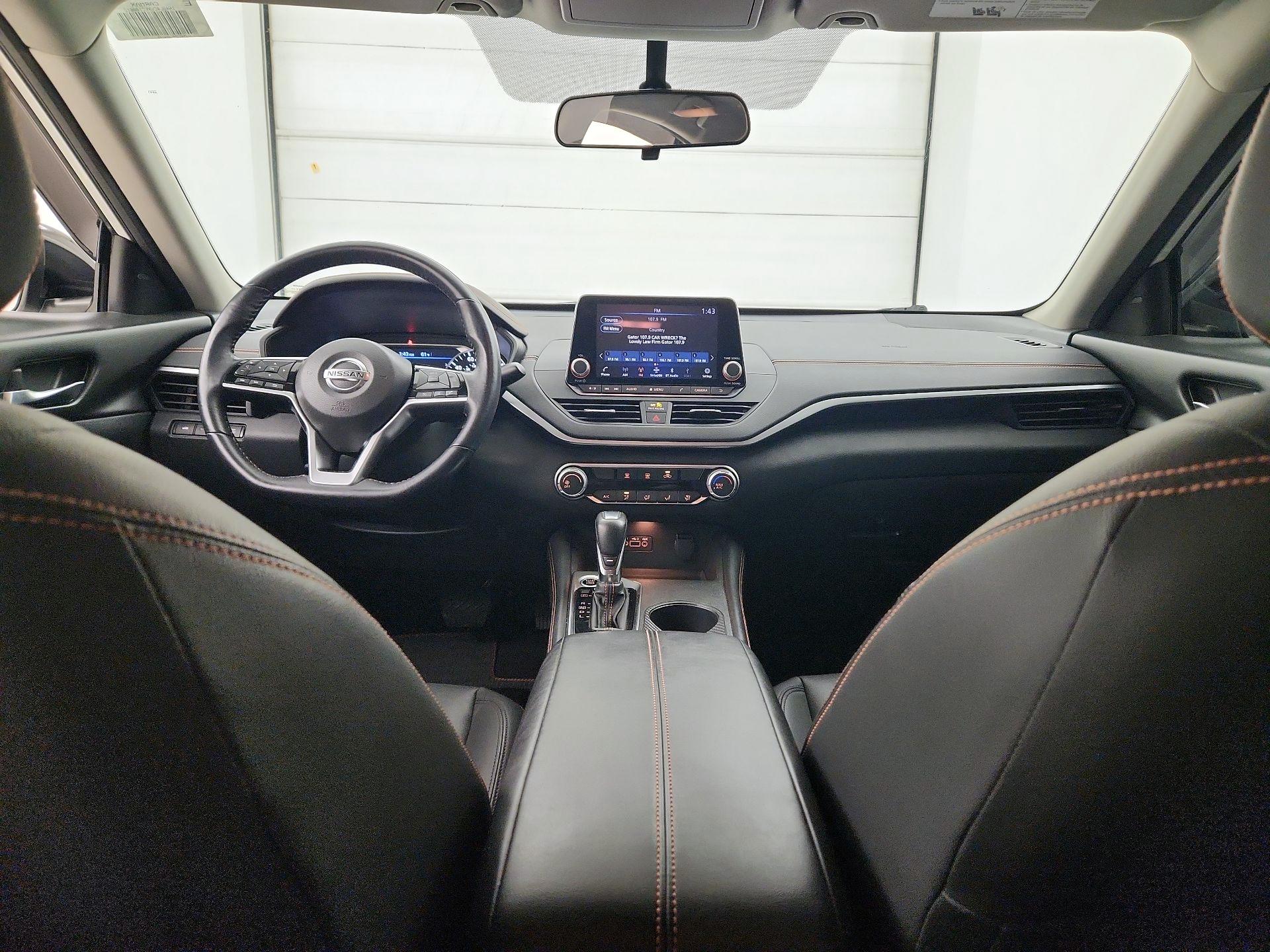 Thumbnail: 2019 Nissan Altima - 9